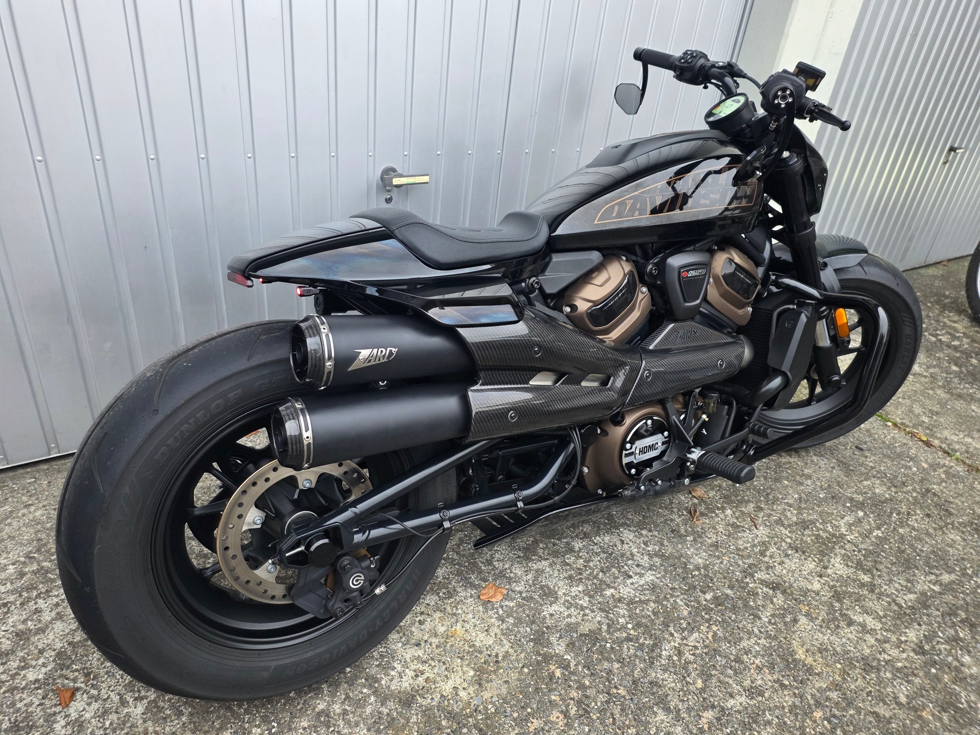 HARLEY-DAVIDSON RH 1250 Sportster S-showroom-element-3