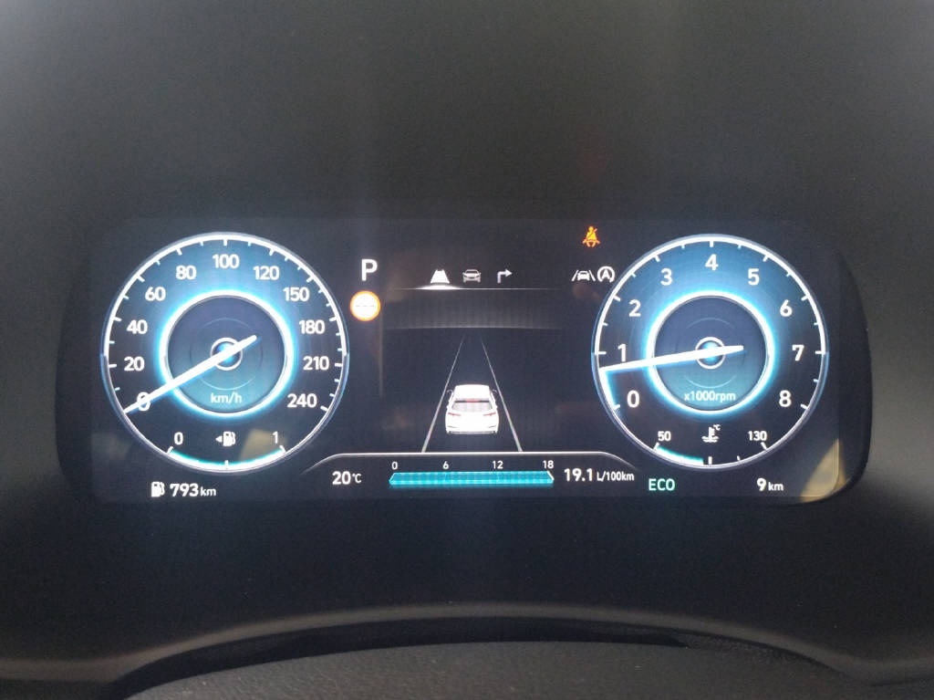 HYUNDAI i30 Wagon 1.5 T-GDi Amplia-image-13