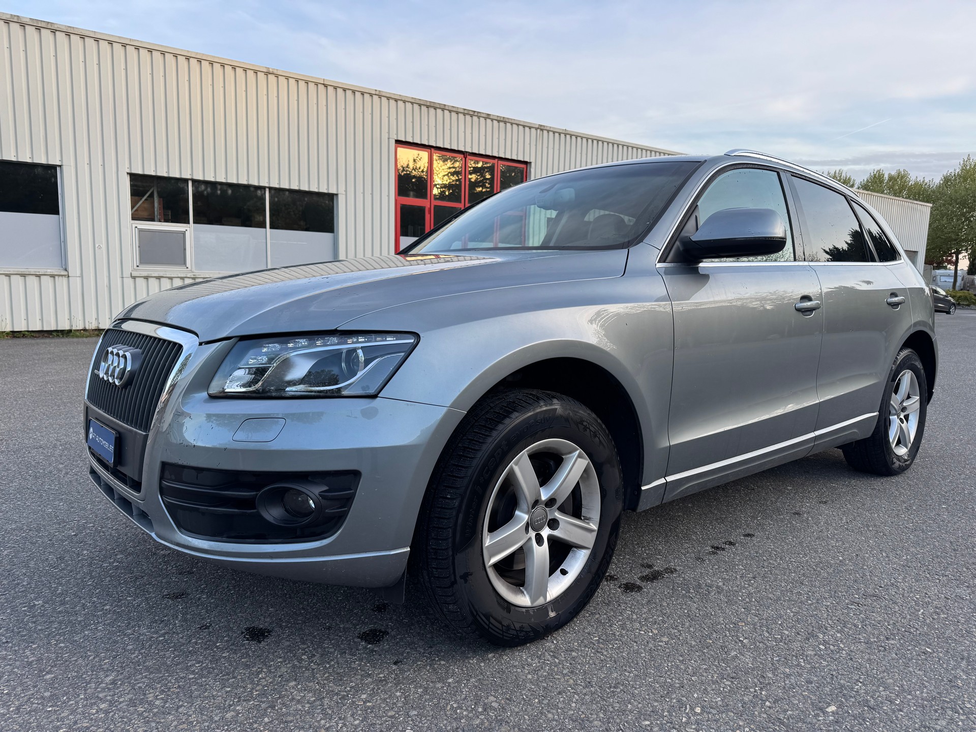 AUDI Q5 2.0 TFSI quattro S-tronic-image-0