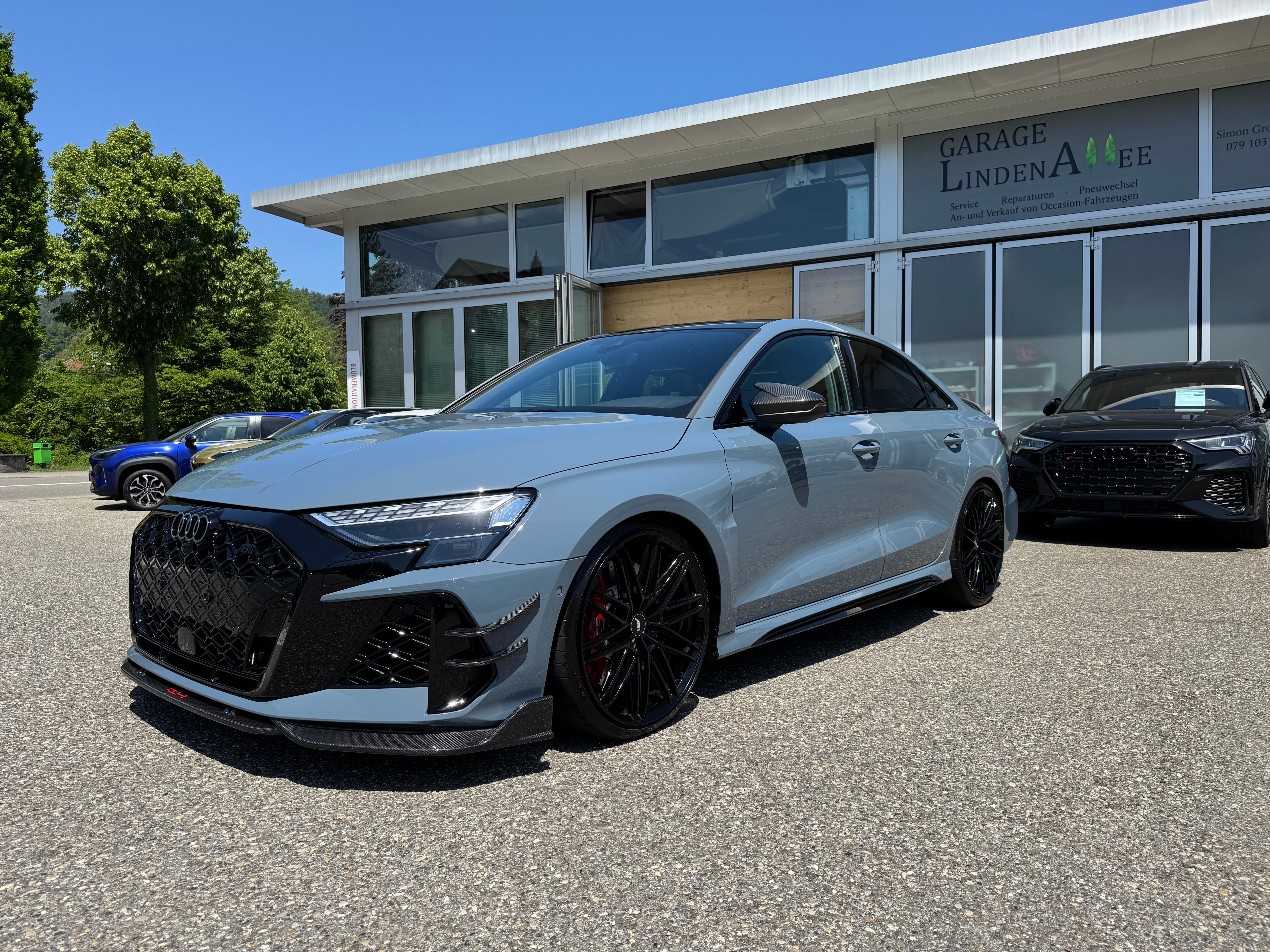 Car photo