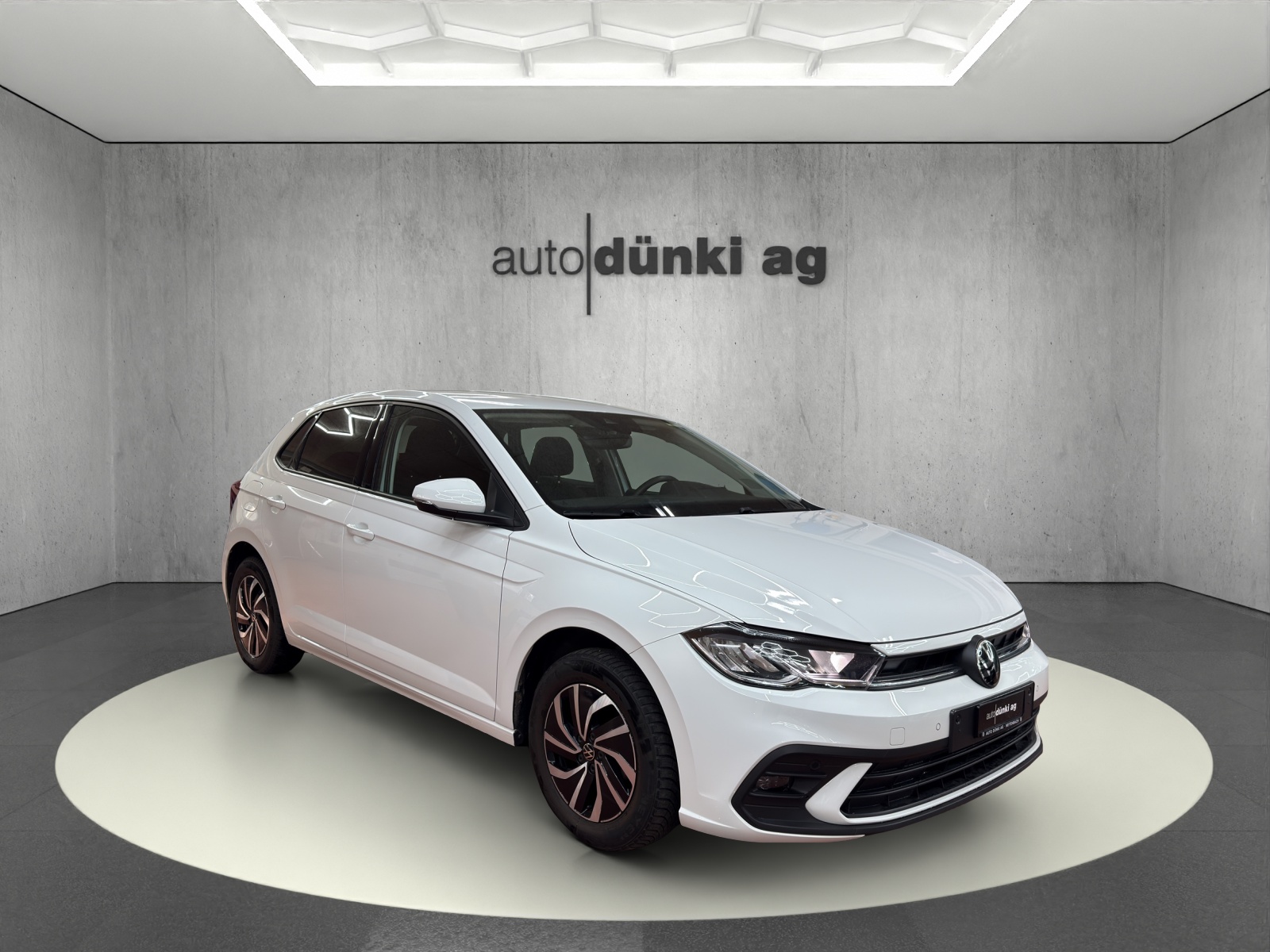 VW Polo 1.0 TSI Life DSG-image-5