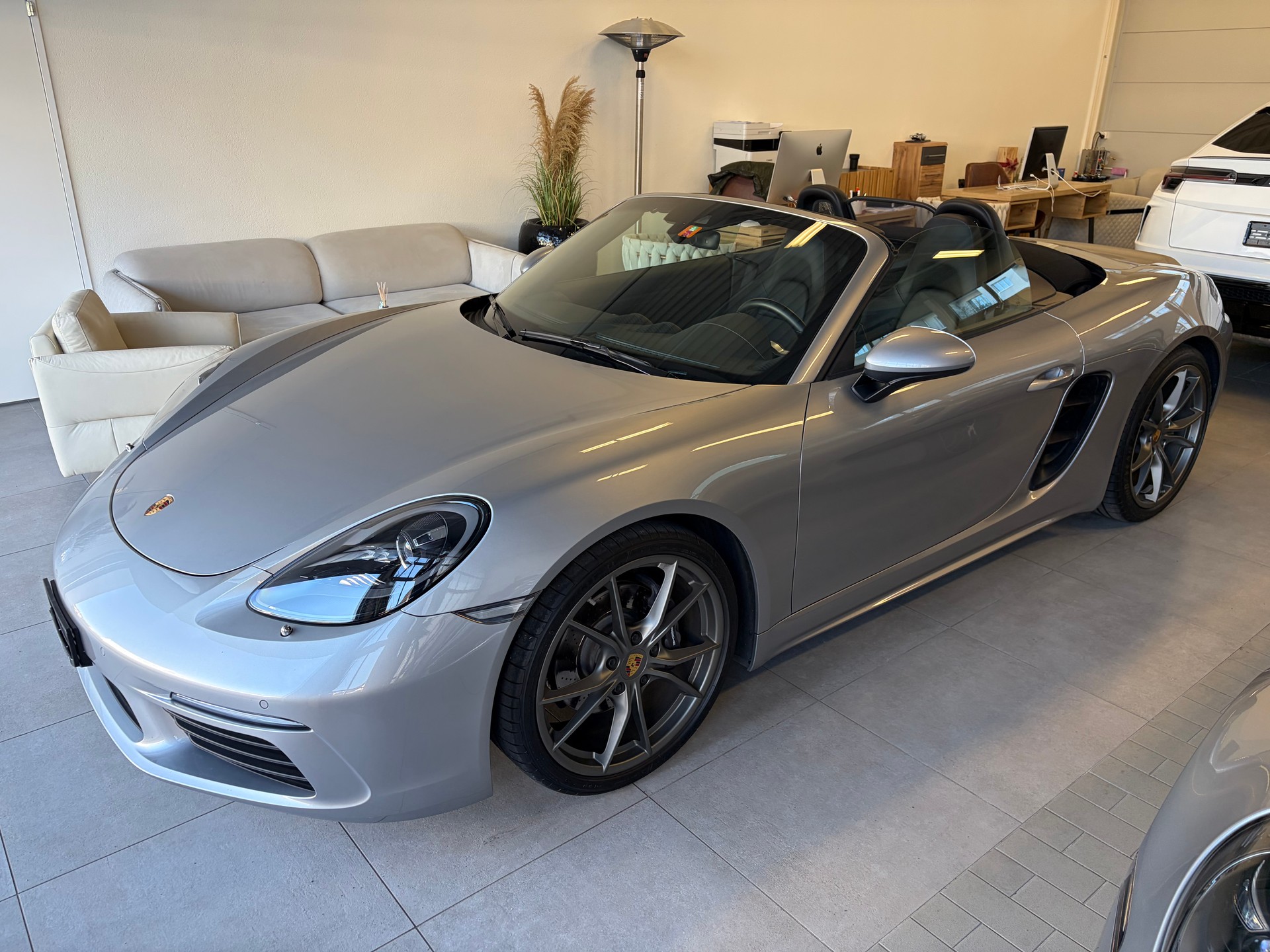 PORSCHE 718 Boxster 2.0 PDK/ Sport Auspuff/-image-4