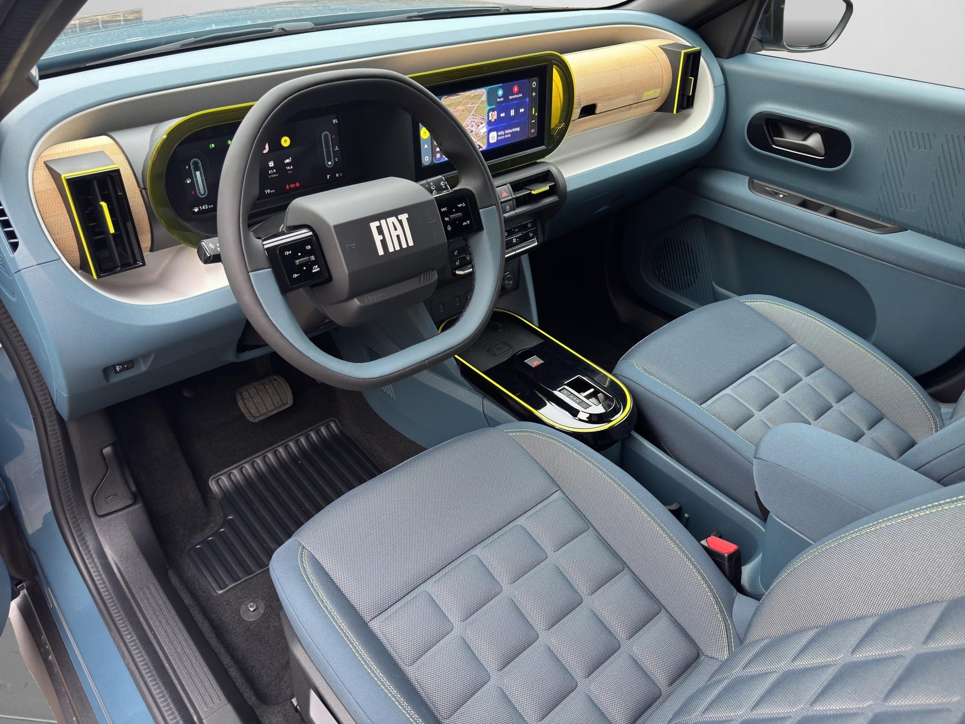 FIAT Grande Panda 1.2 Hybrid La Prima-image-4