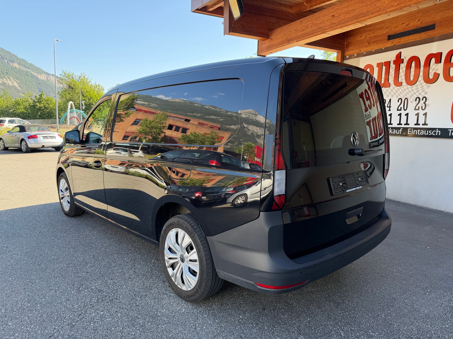 VW Caddy Cargo 2.0TDI Maxi 4Motion-image-8