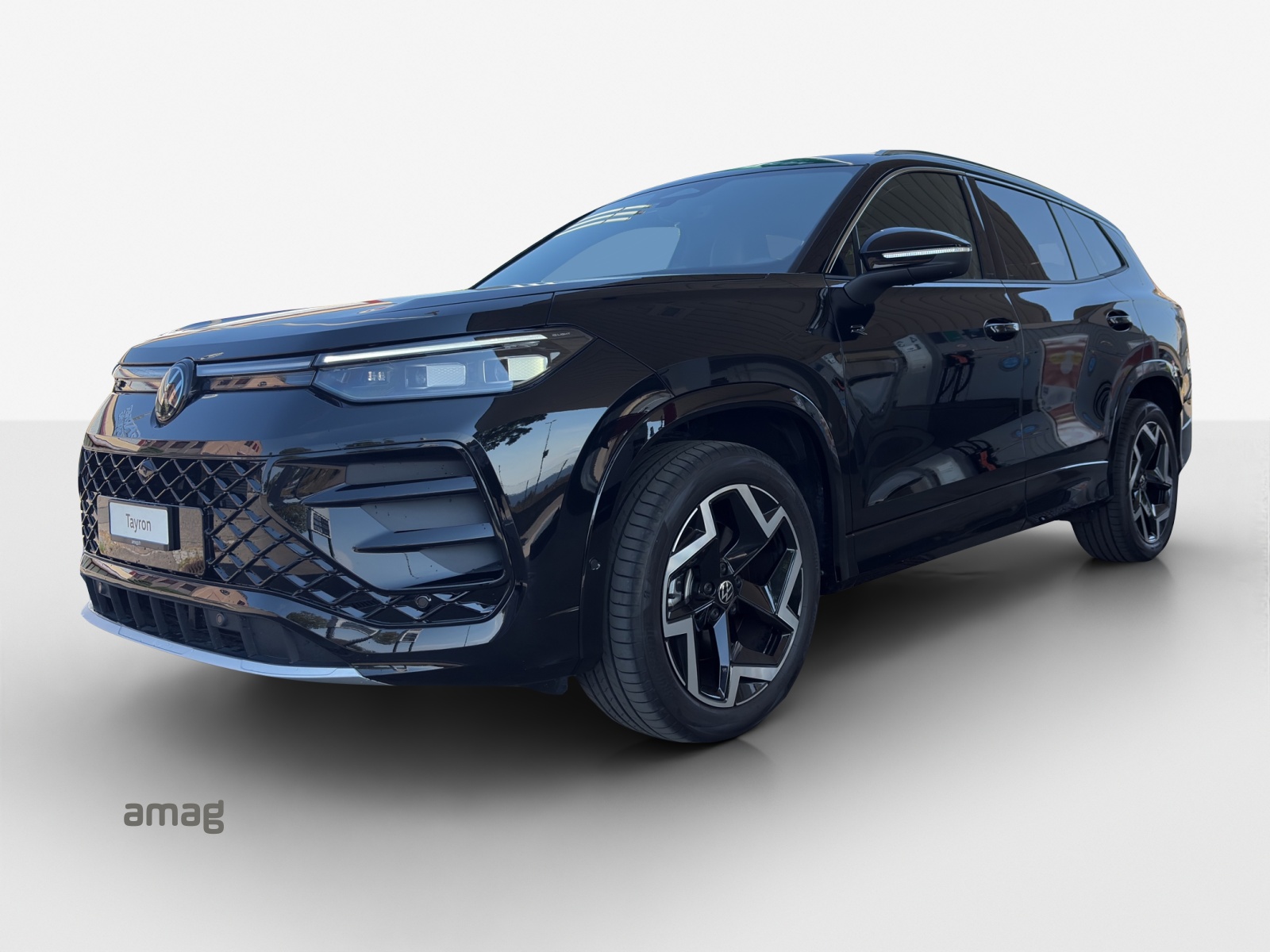 VW Fahrzeug wird im Kundenauftrag verkauft VW Tayron BLack 7 Seater-image-0
