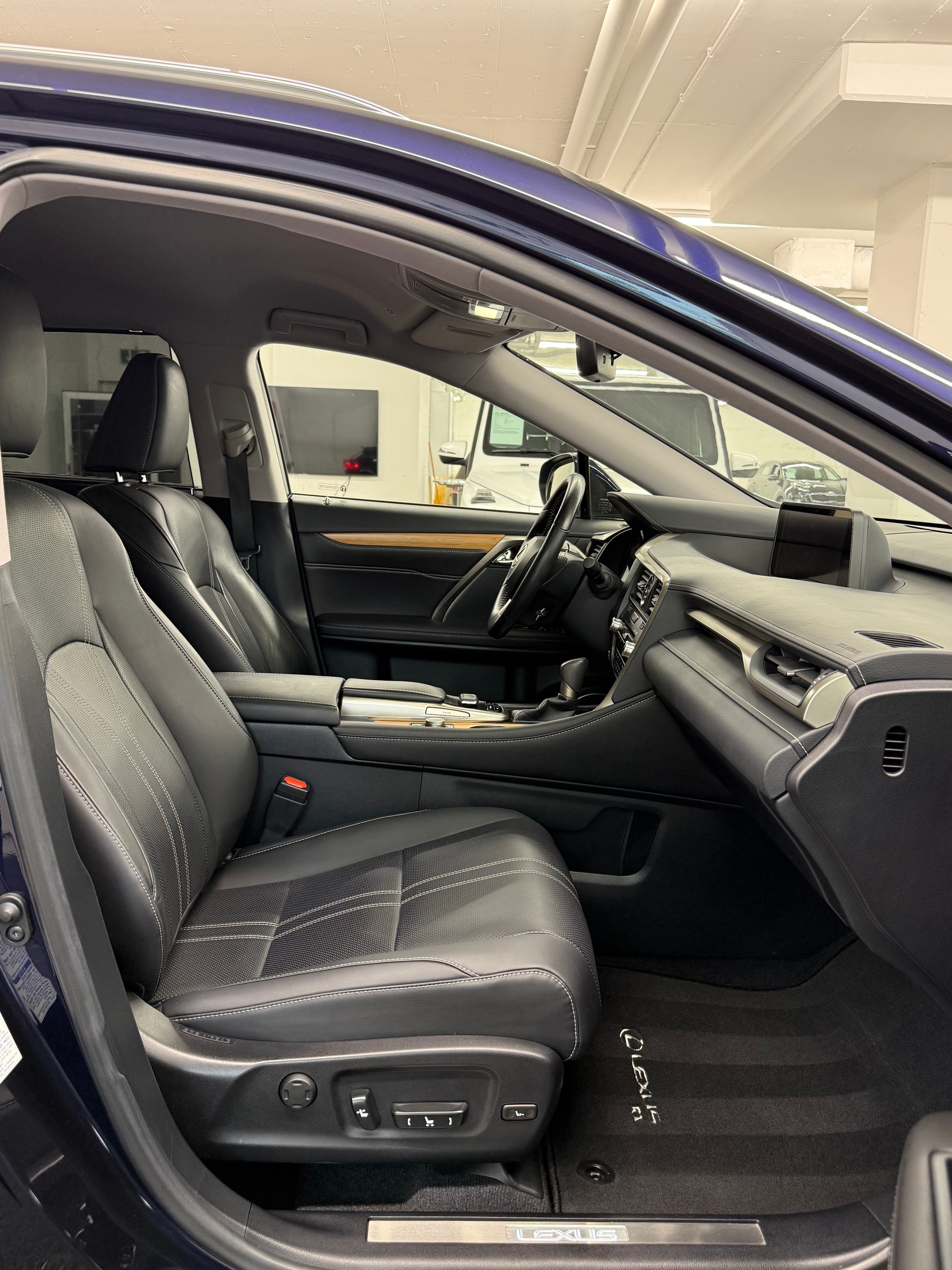 LEXUS RX 450h excellence AWD CVT-image-19
