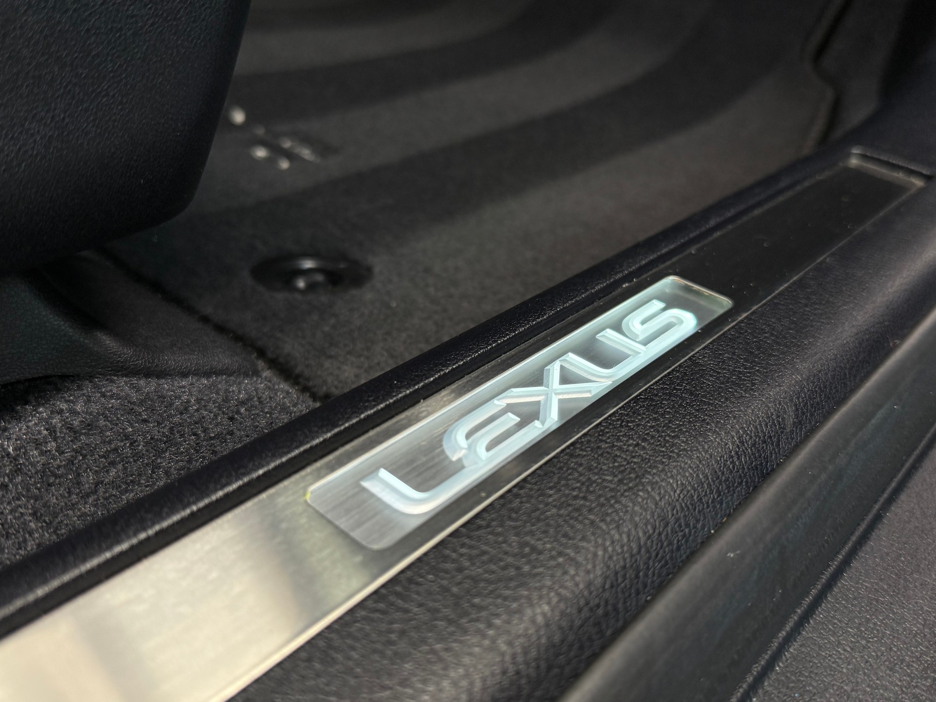 LEXUS RX 450h excellence AWD CVT-image-28