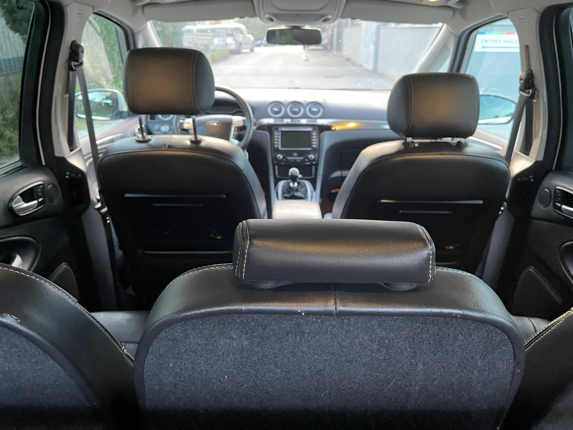 FORD S-Max 2.0 TDCi Titanium-image-15