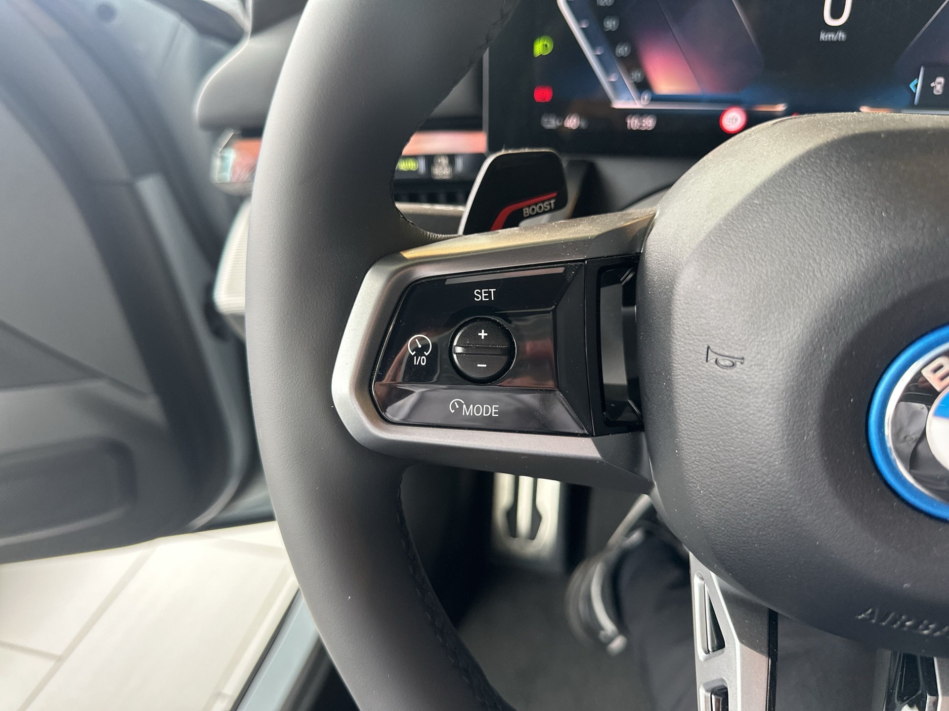 BMW i5 eDrive40 M Sport-image-11