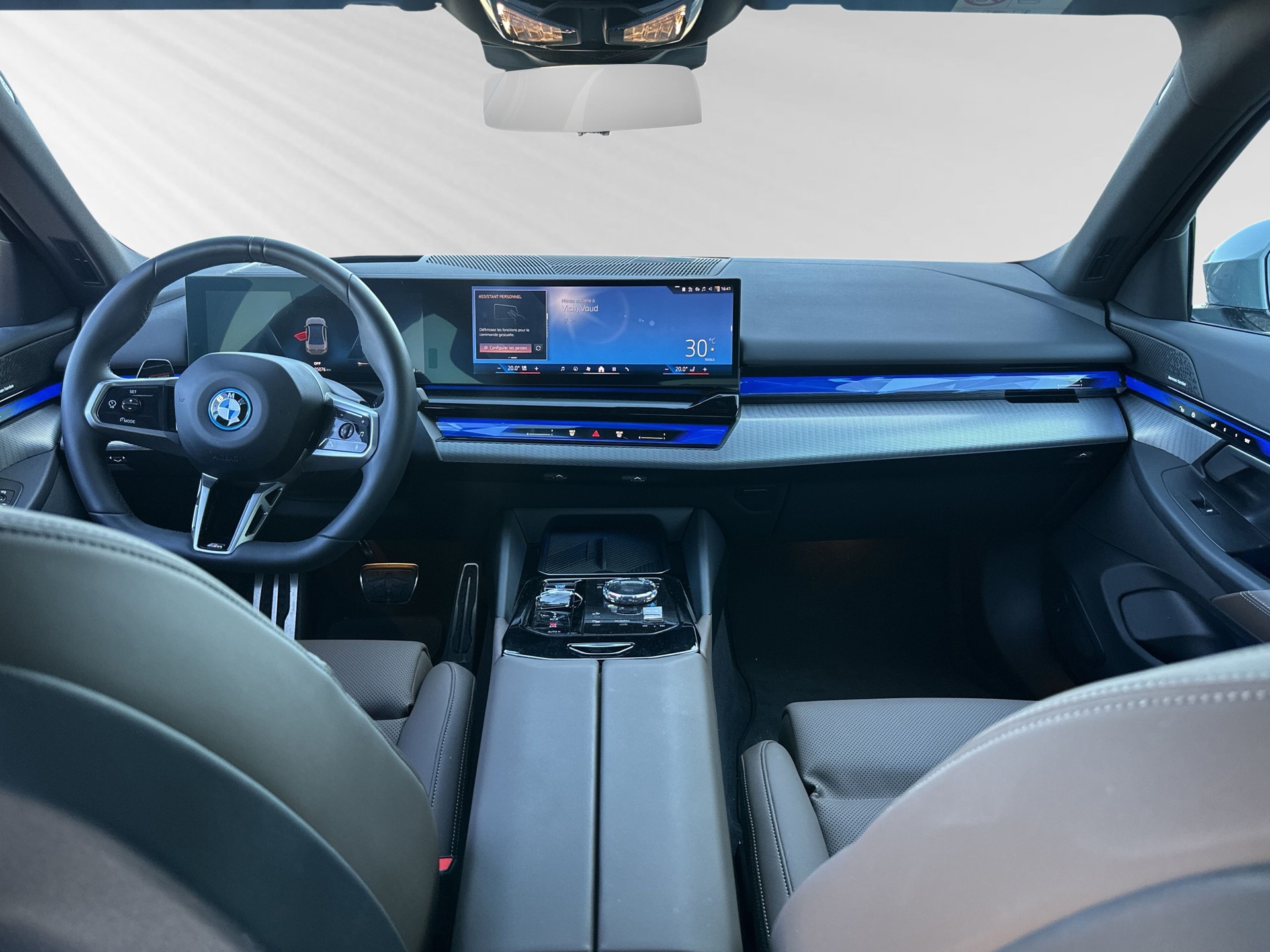 BMW i5 eDrive40 M Sport-image-5