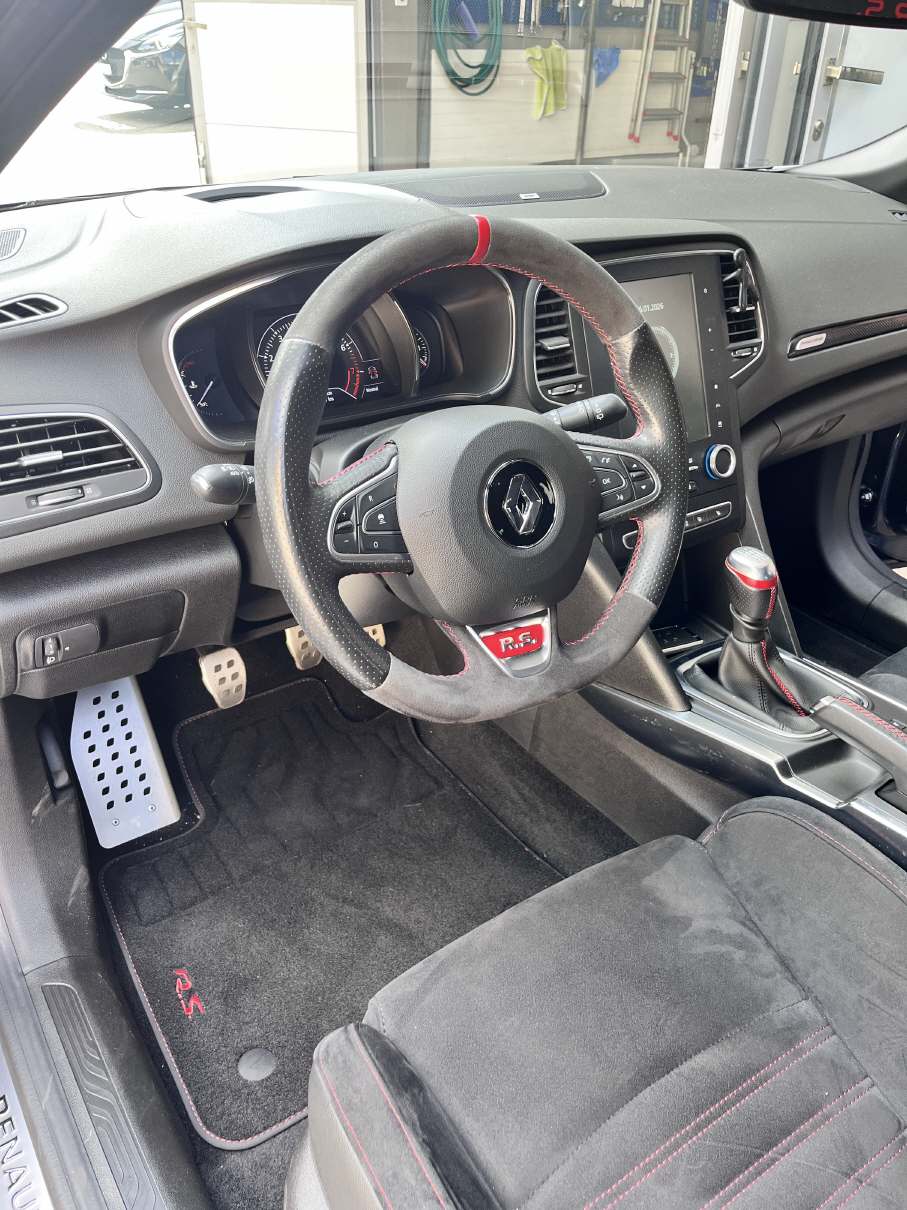 RENAULT Mégane Sport 1.8 T Trophy-image-10