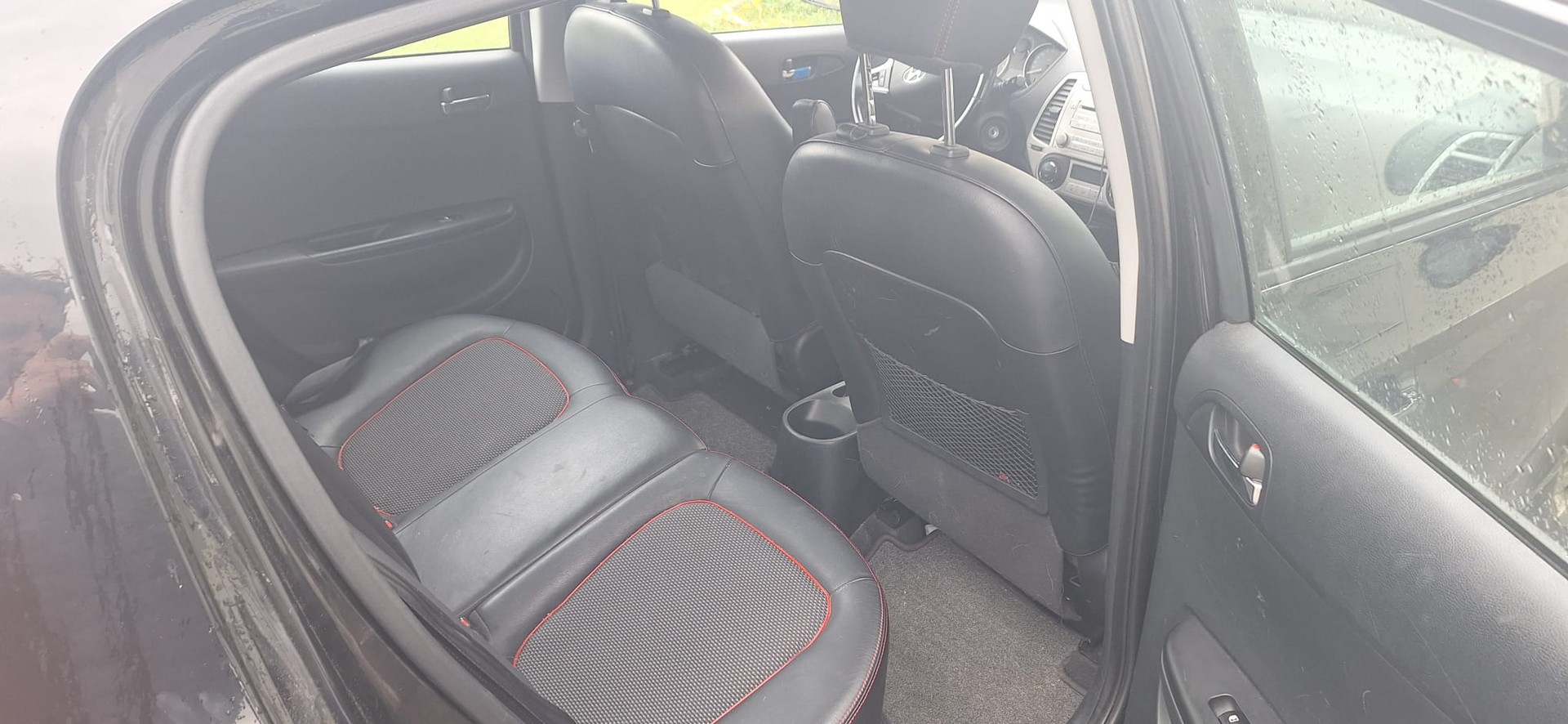 HYUNDAI 1.6 Premium-image-4