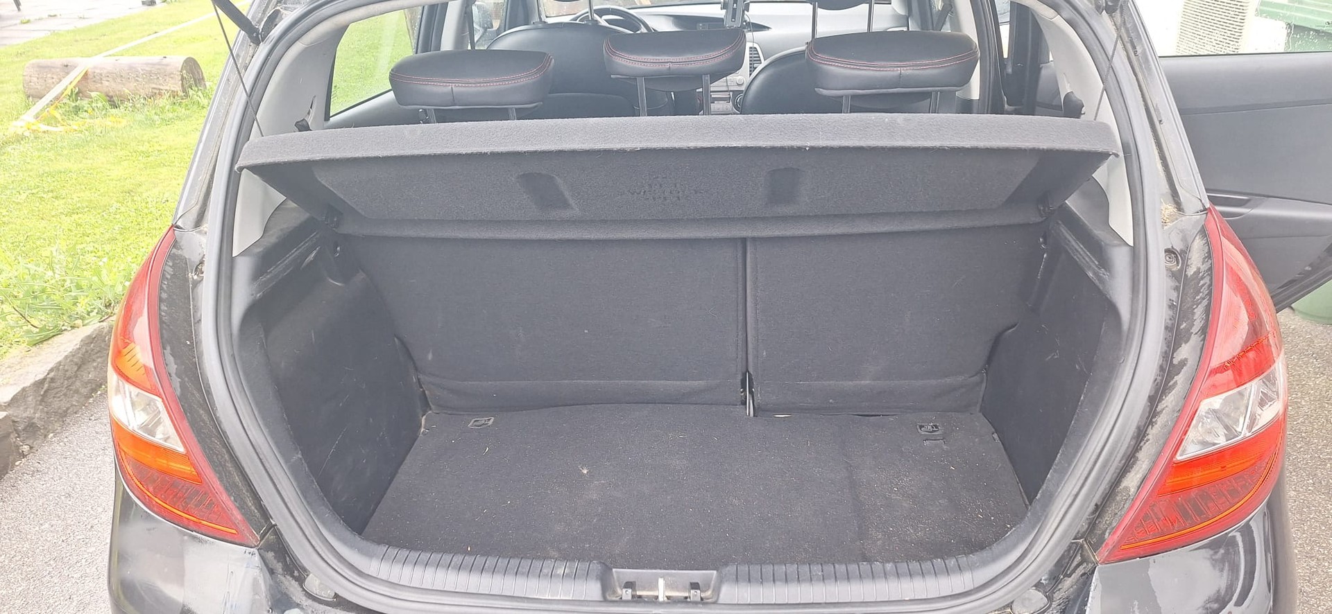 HYUNDAI 1.6 Premium-image-3