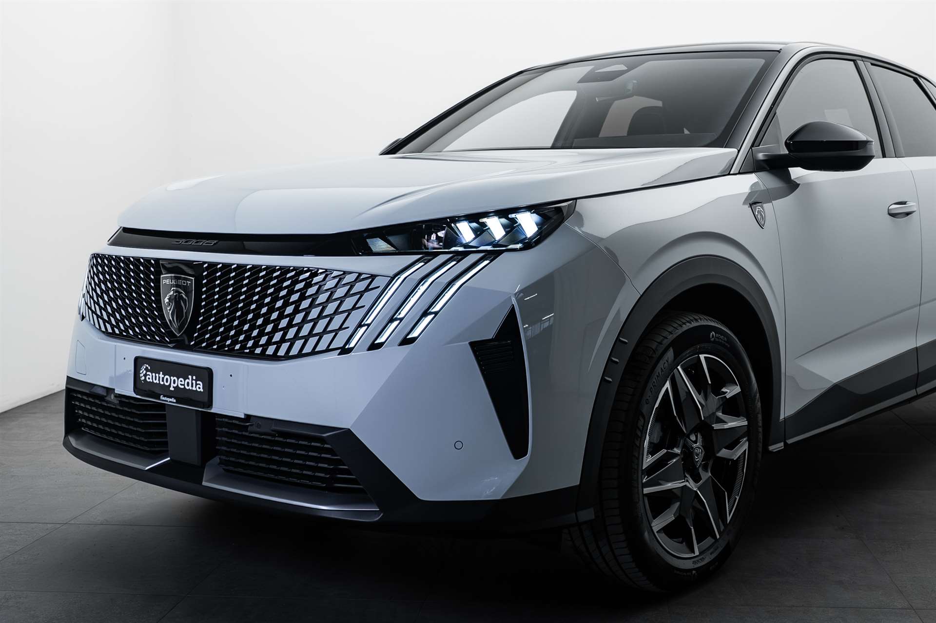 PEUGEOT 3008 145 e-DCS6 Hybrid GT Automat-image-1