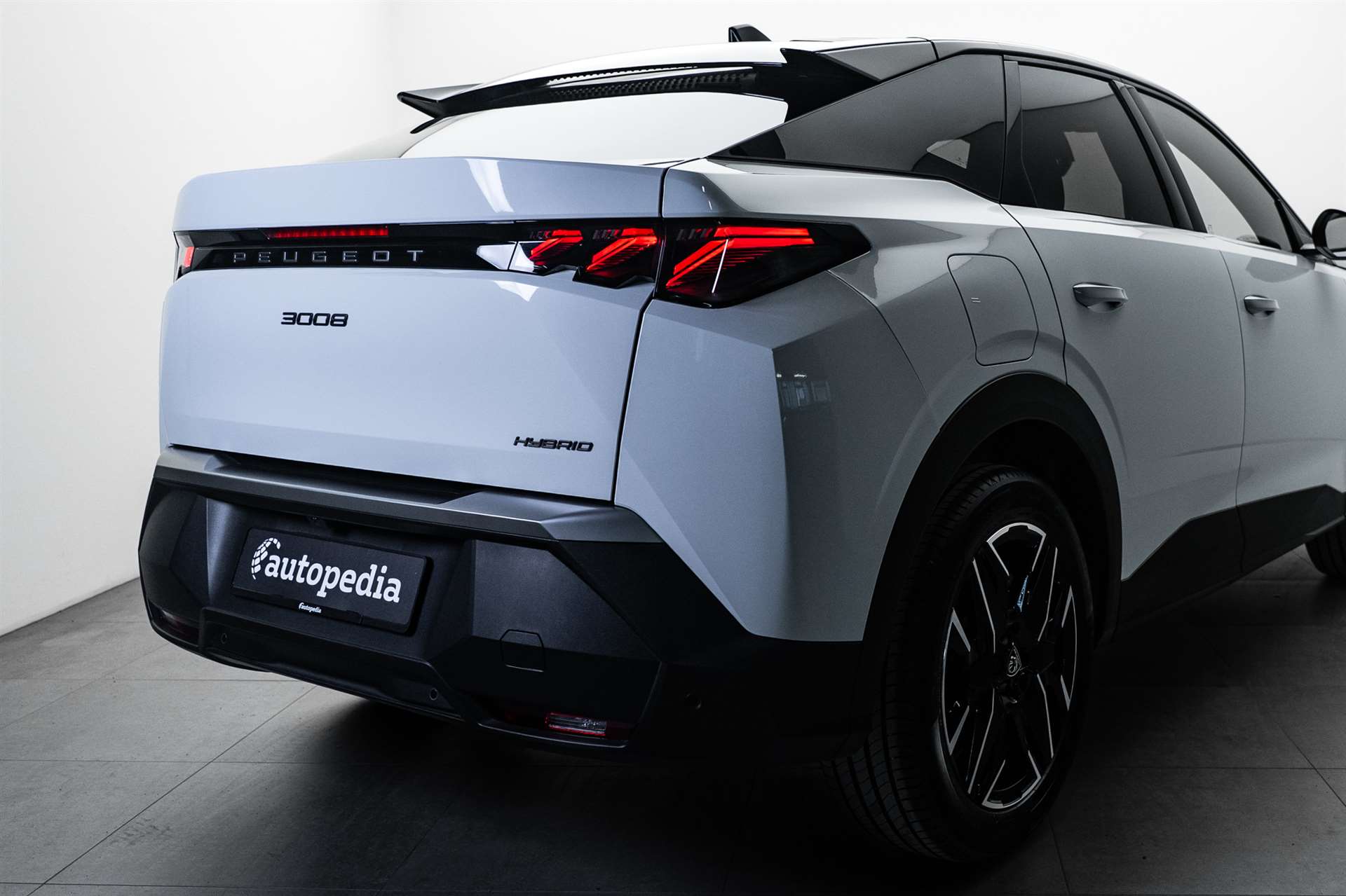 PEUGEOT 3008 145 e-DCS6 Hybrid GT Automat-image-3