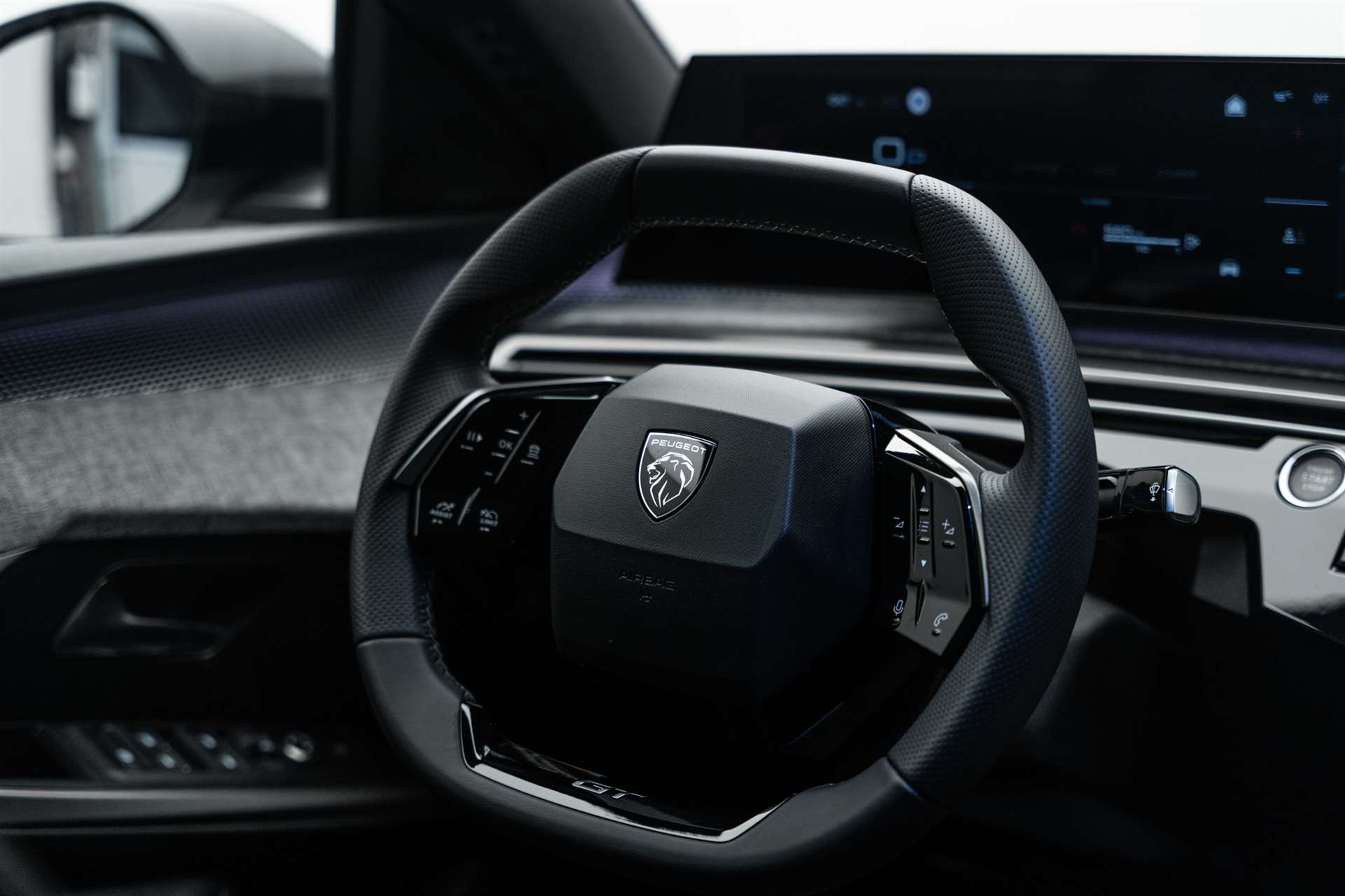 PEUGEOT 3008 145 e-DCS6 Hybrid GT Automat-image-9