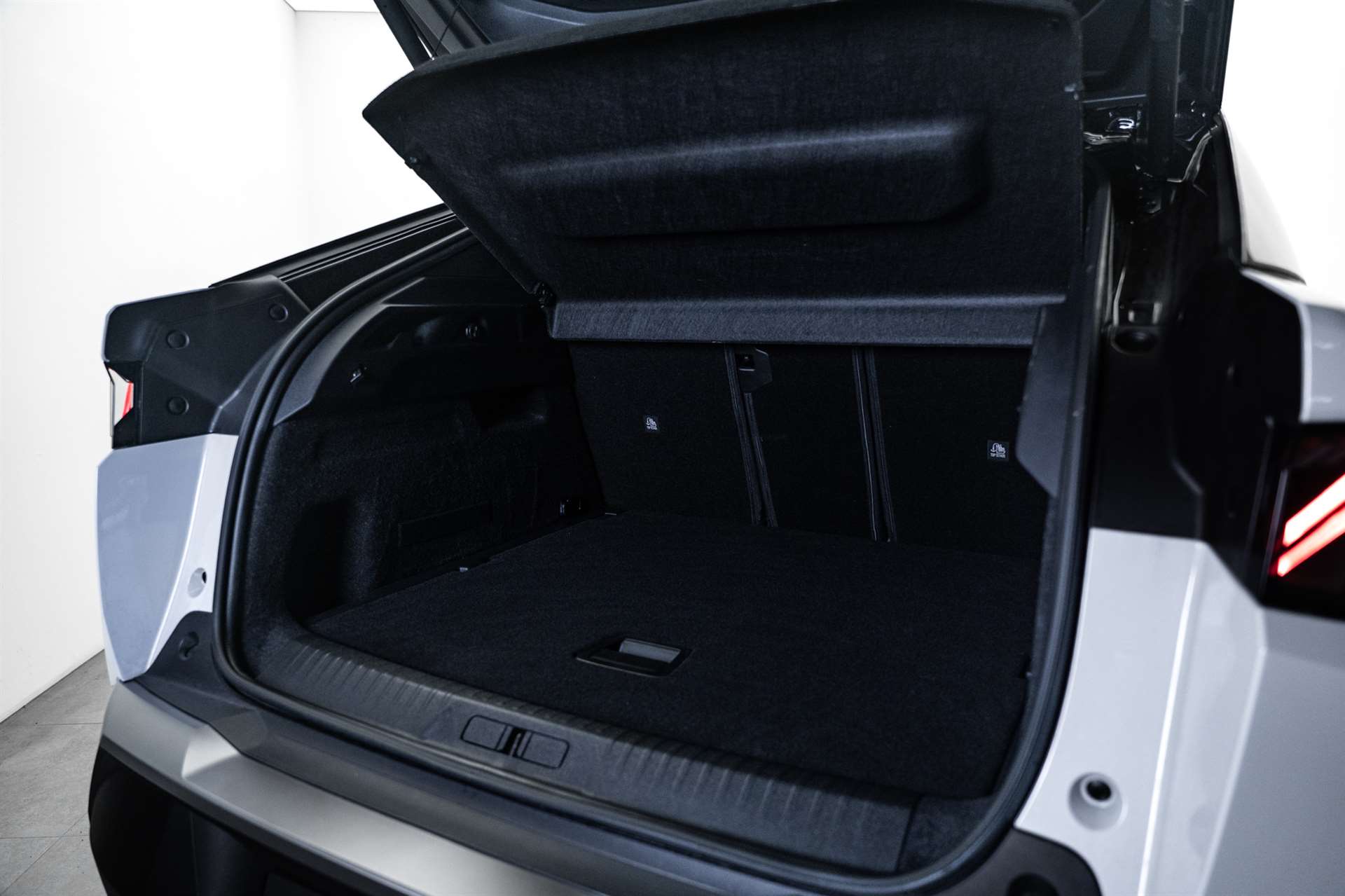 PEUGEOT 3008 145 e-DCS6 Hybrid GT Automat-image-4