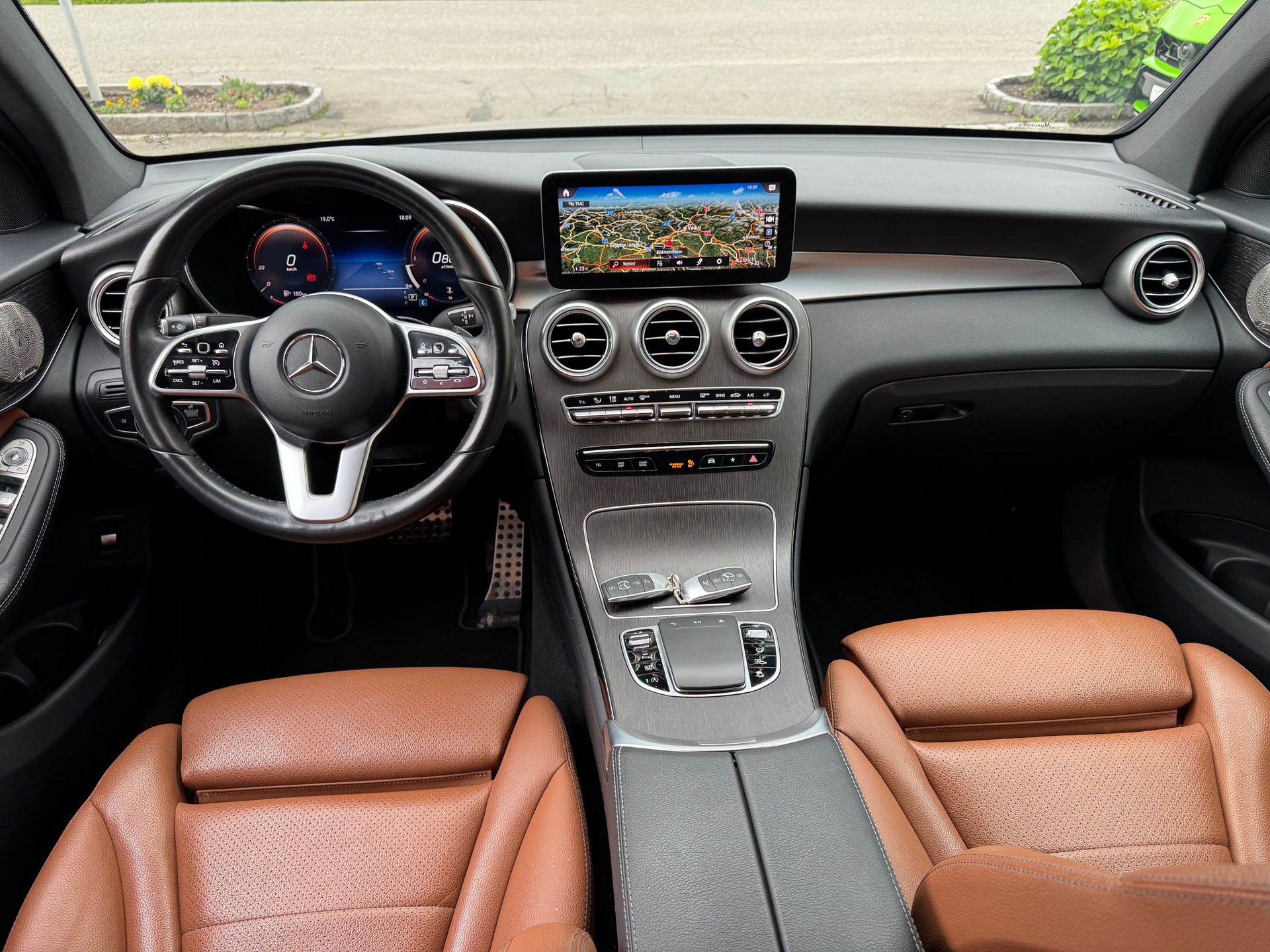 MERCEDES-BENZ GLC Coupé 300 d AMG Line 4Matic 9G-Tronic-image-12