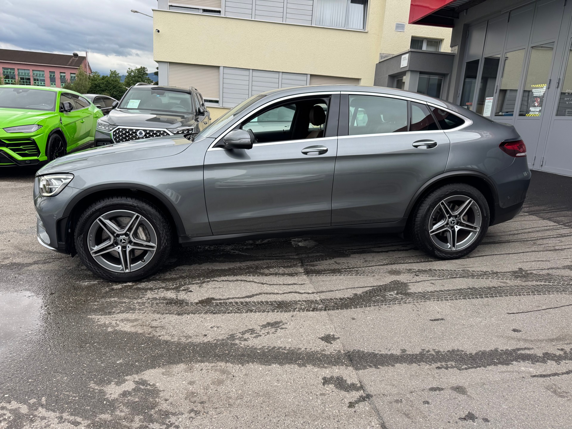 MERCEDES-BENZ GLC Coupé 300 d AMG Line 4Matic 9G-Tronic-image-4