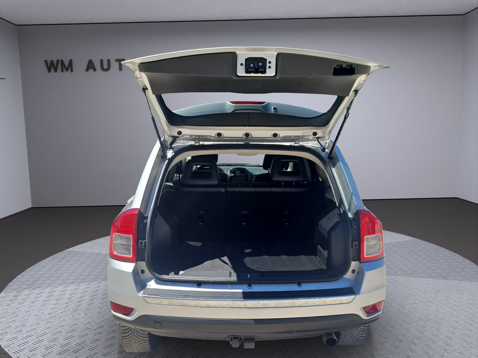 JEEP Compass 2.4 Limited CVT-image-12