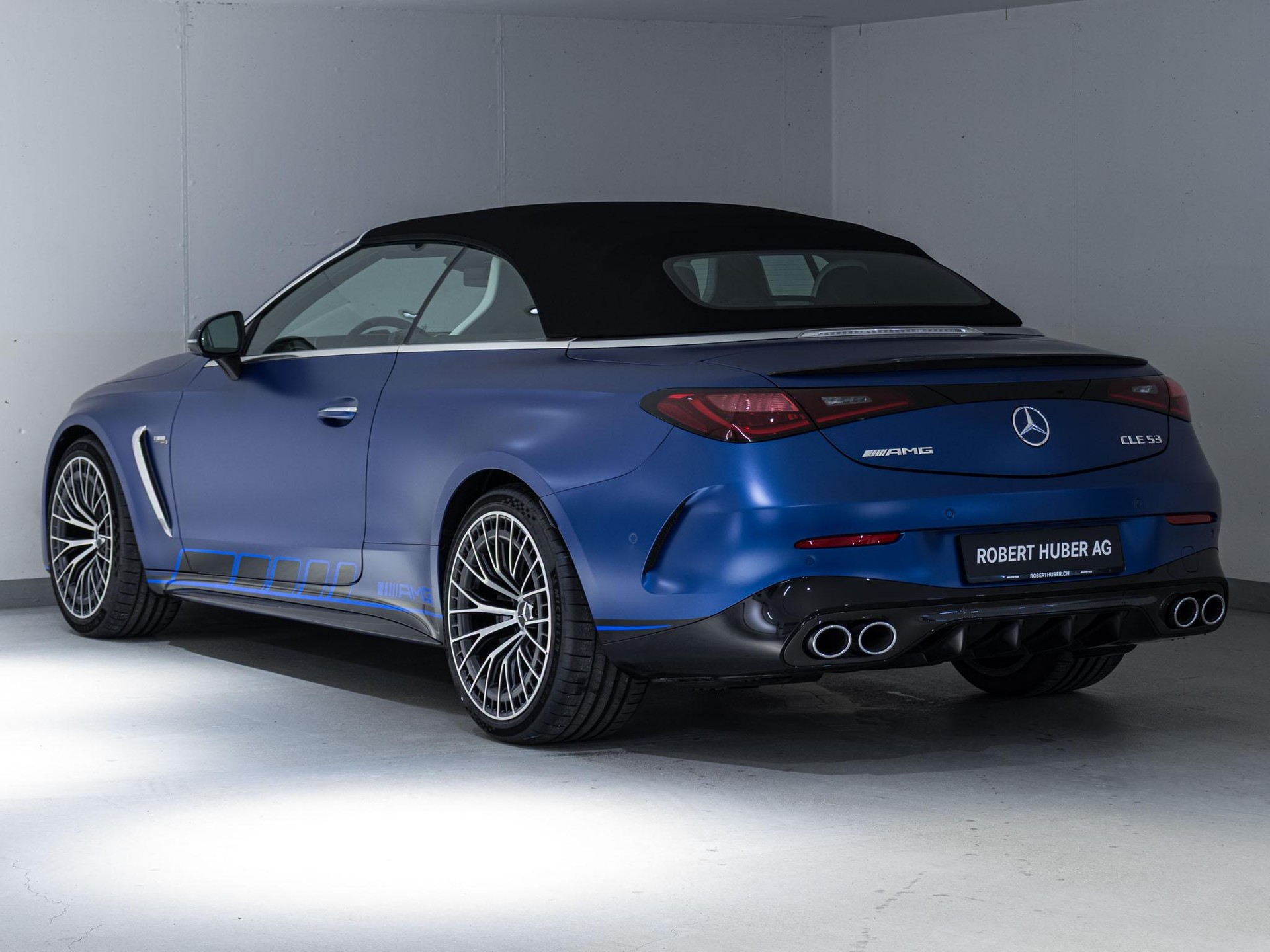 MERCEDES-BENZ CLE 53 AMG 4MATIC+ Cabriolet-image-3