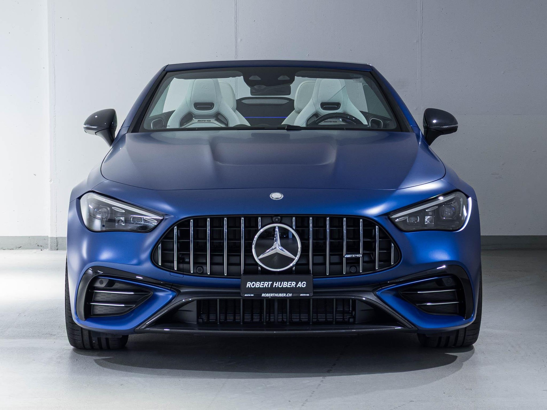 MERCEDES-BENZ CLE 53 AMG 4MATIC+ Cabriolet-image-2