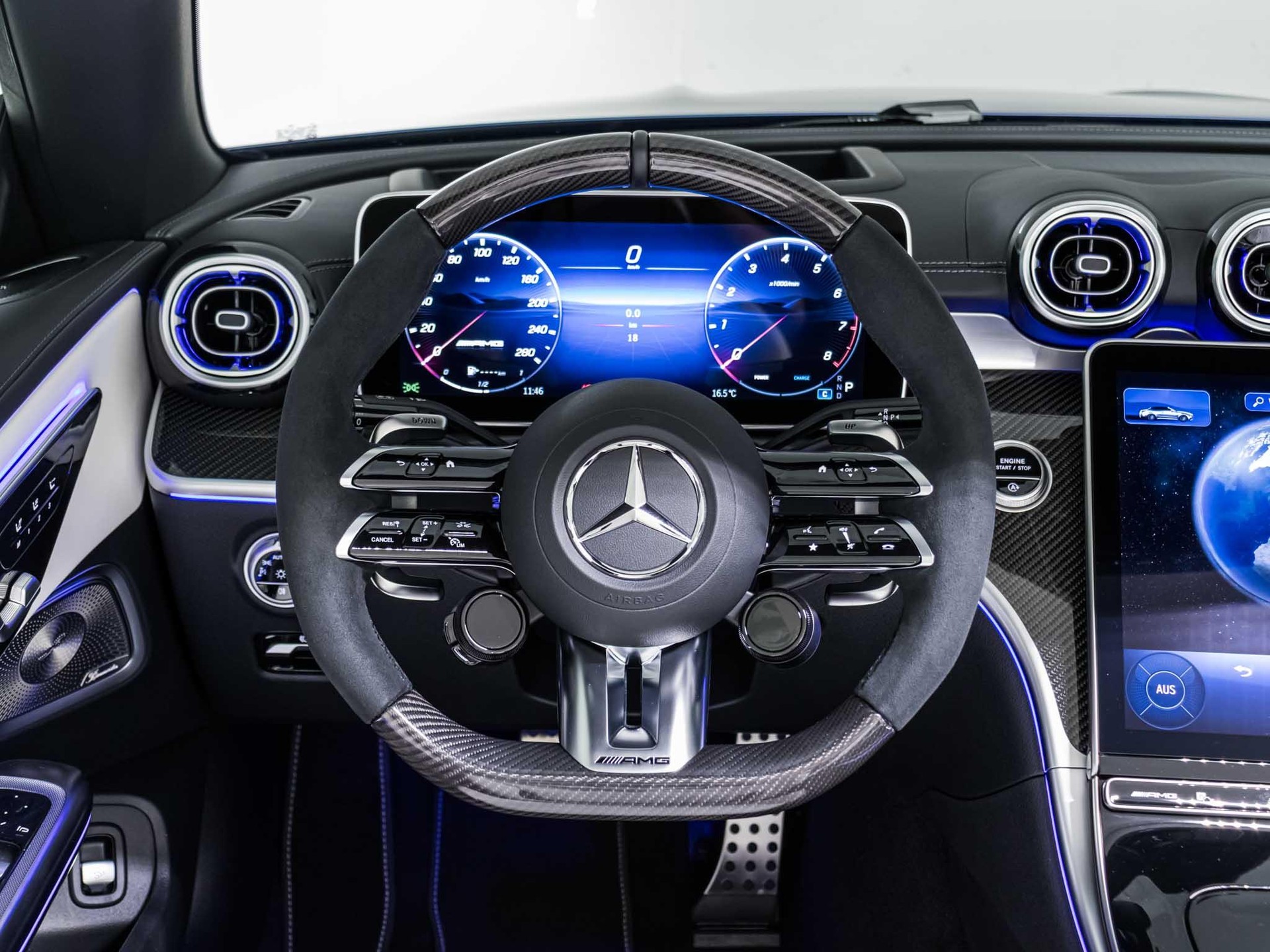 MERCEDES-BENZ CLE 53 AMG 4MATIC+ Cabriolet-image-9