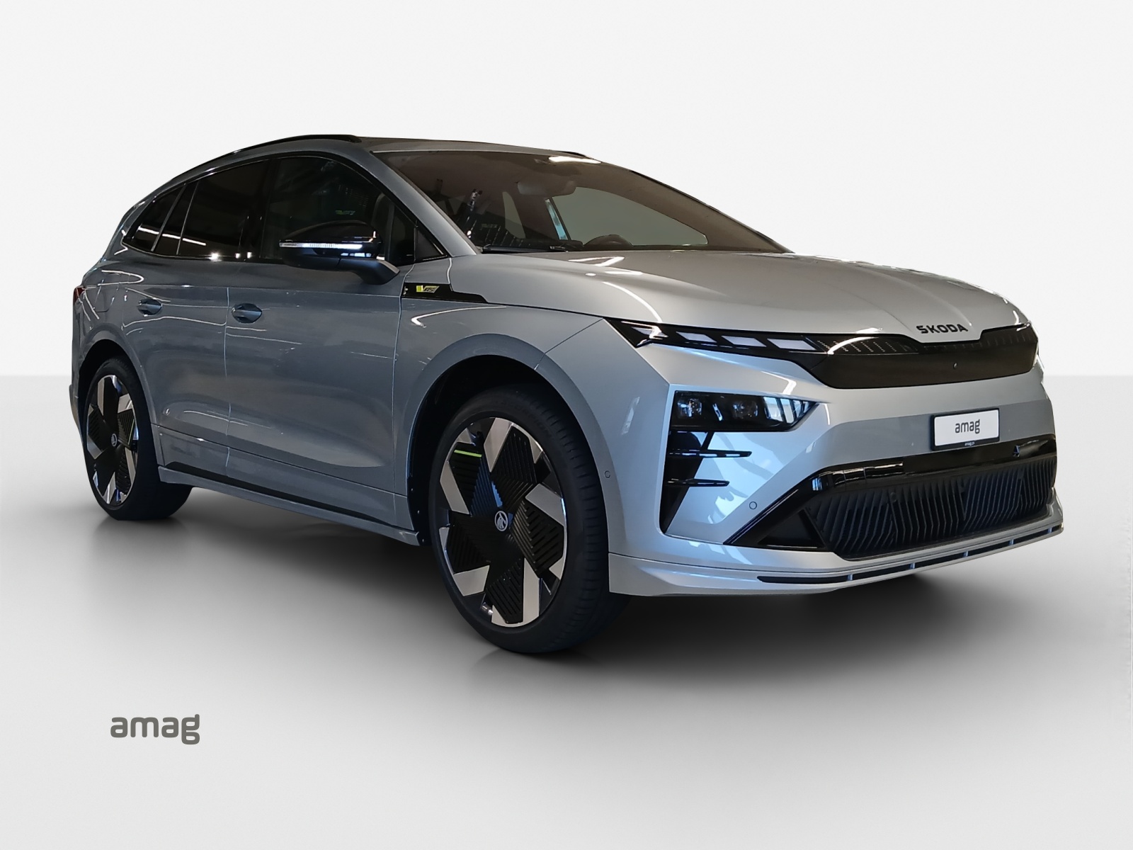 SKODA Enyaq 4x4 RS-image-5
