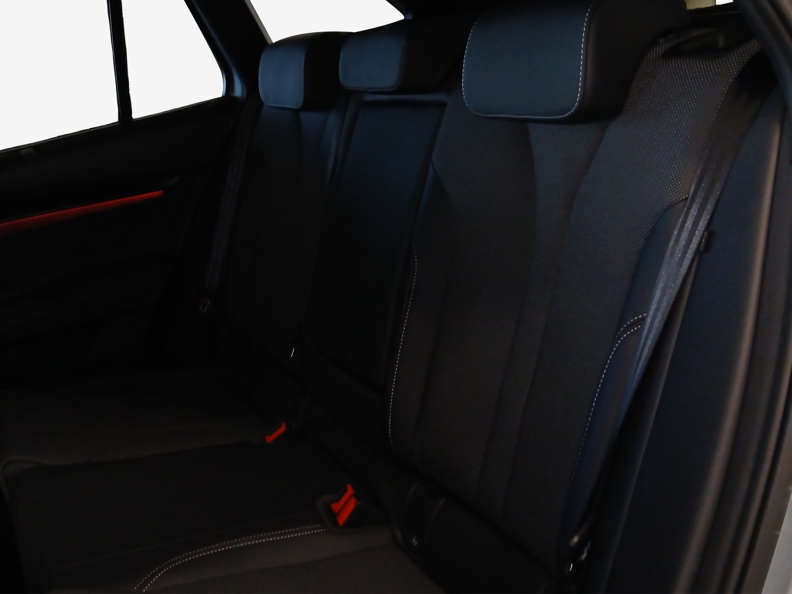 SKODA Enyaq 4x4 RS-image-11