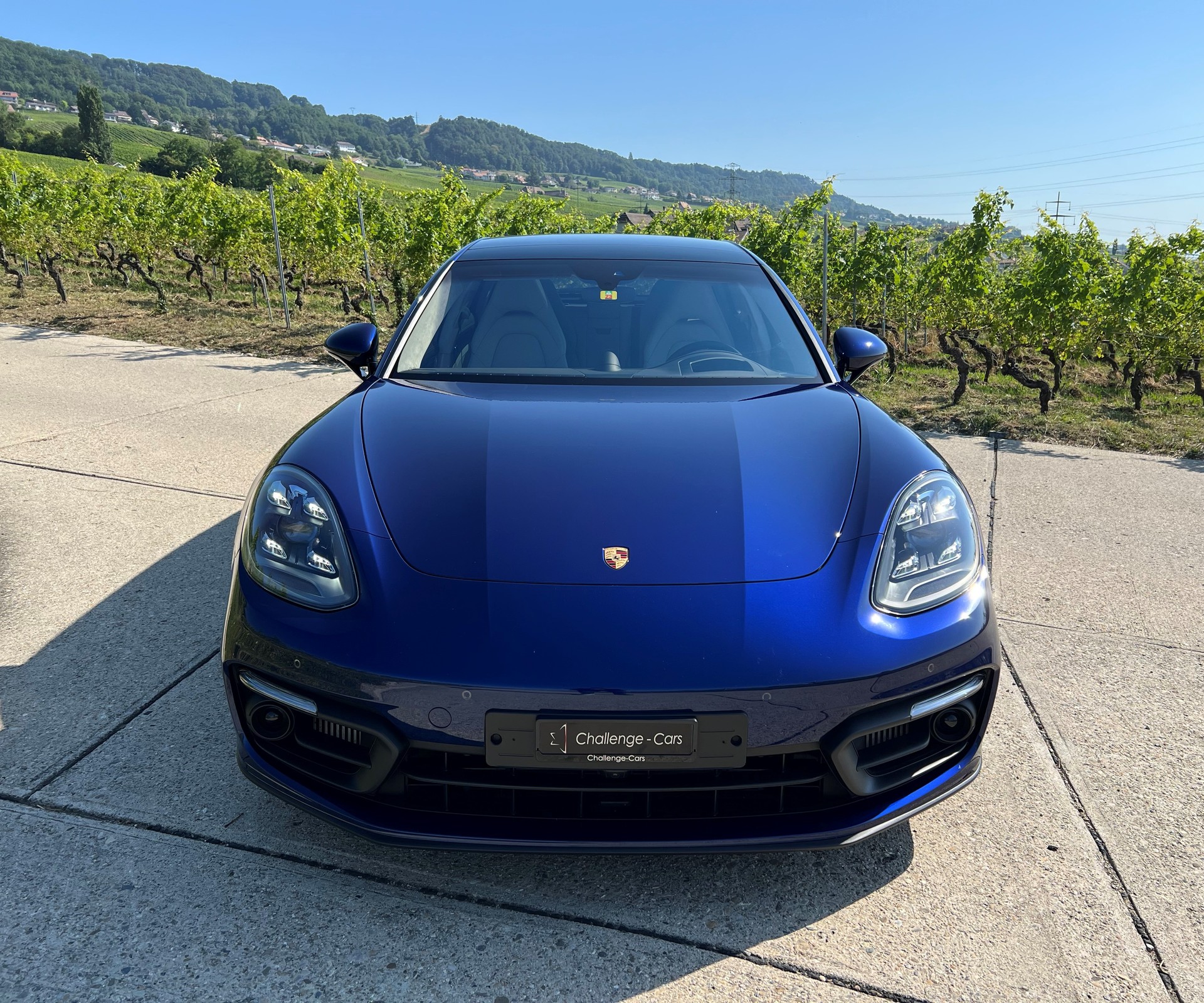 PORSCHE Panamera 4 Sport Turismo Platinum Edition PDK-image-2