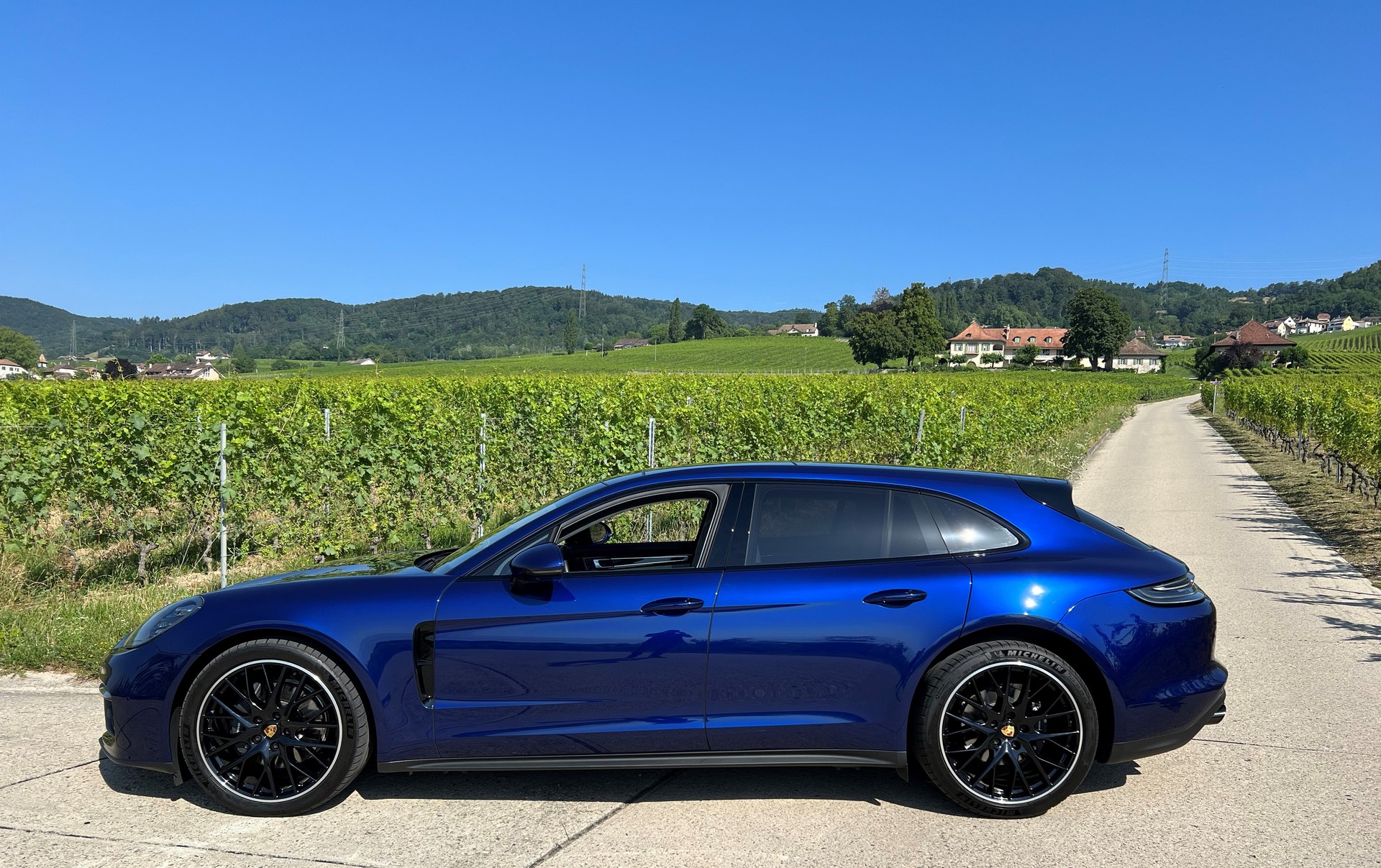 PORSCHE Panamera 4 Sport Turismo Platinum Edition PDK-image-4