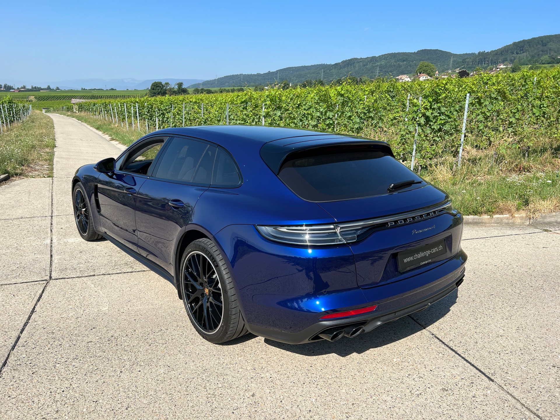 PORSCHE Panamera 4 Sport Turismo Platinum Edition PDK-image-5