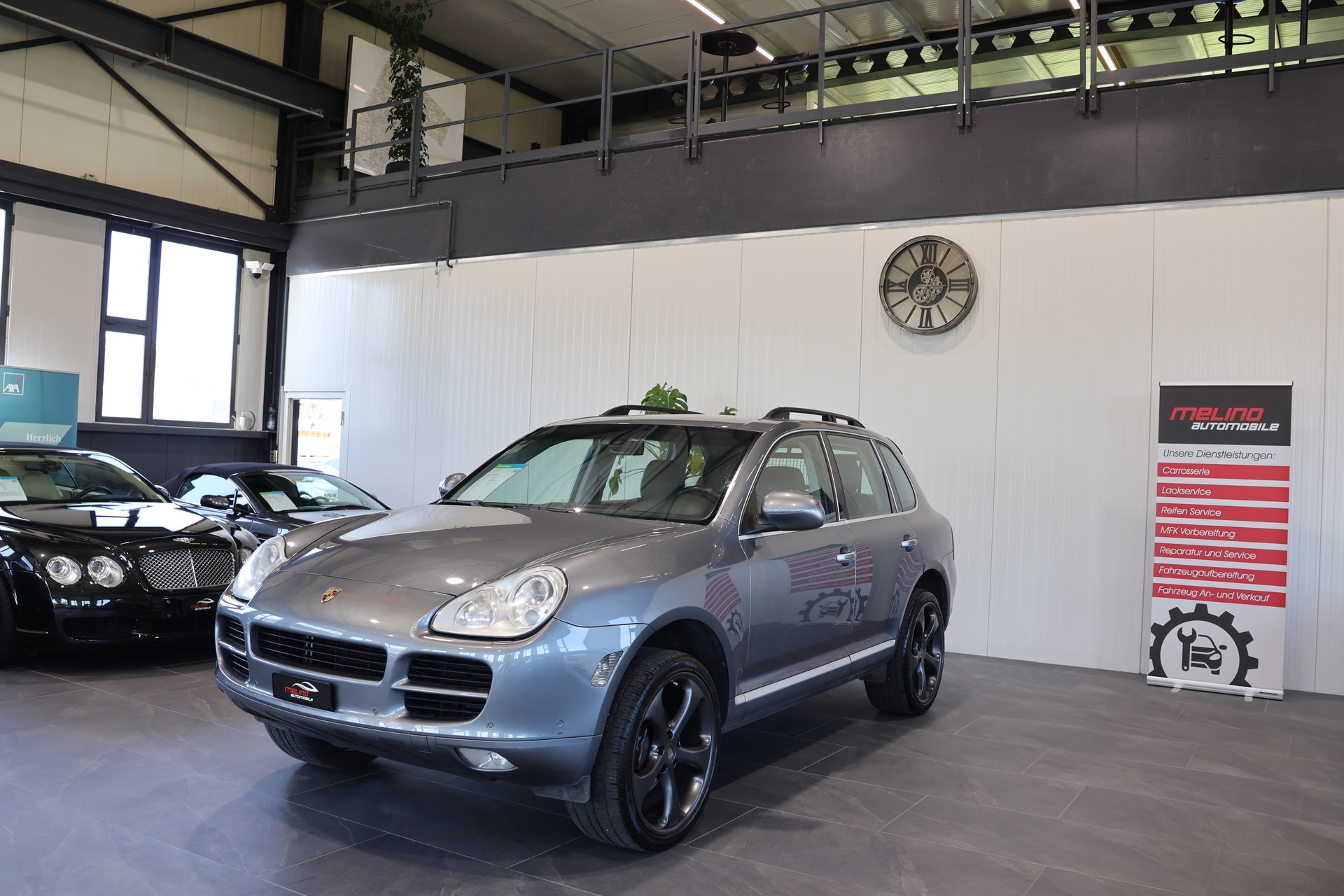 PORSCHE Cayenne-image-1