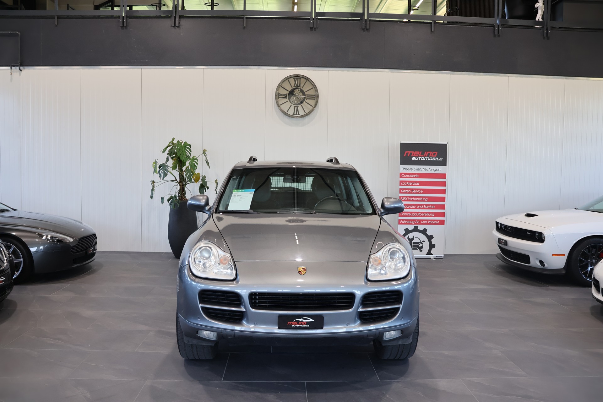 PORSCHE Cayenne-image-2