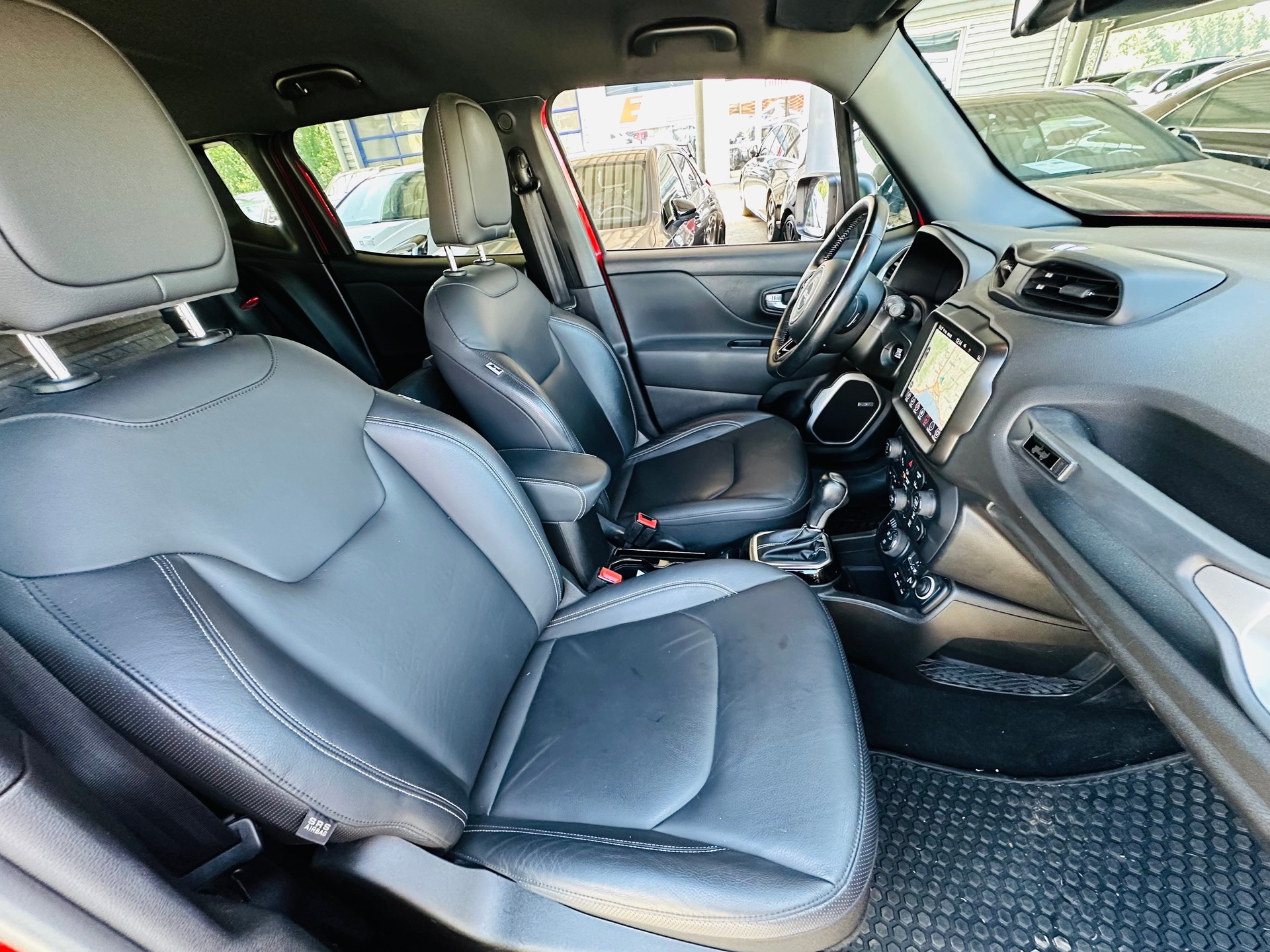 JEEP Renegade 1.3 T4-PHEV 80TH Anniversary AWD-image-12
