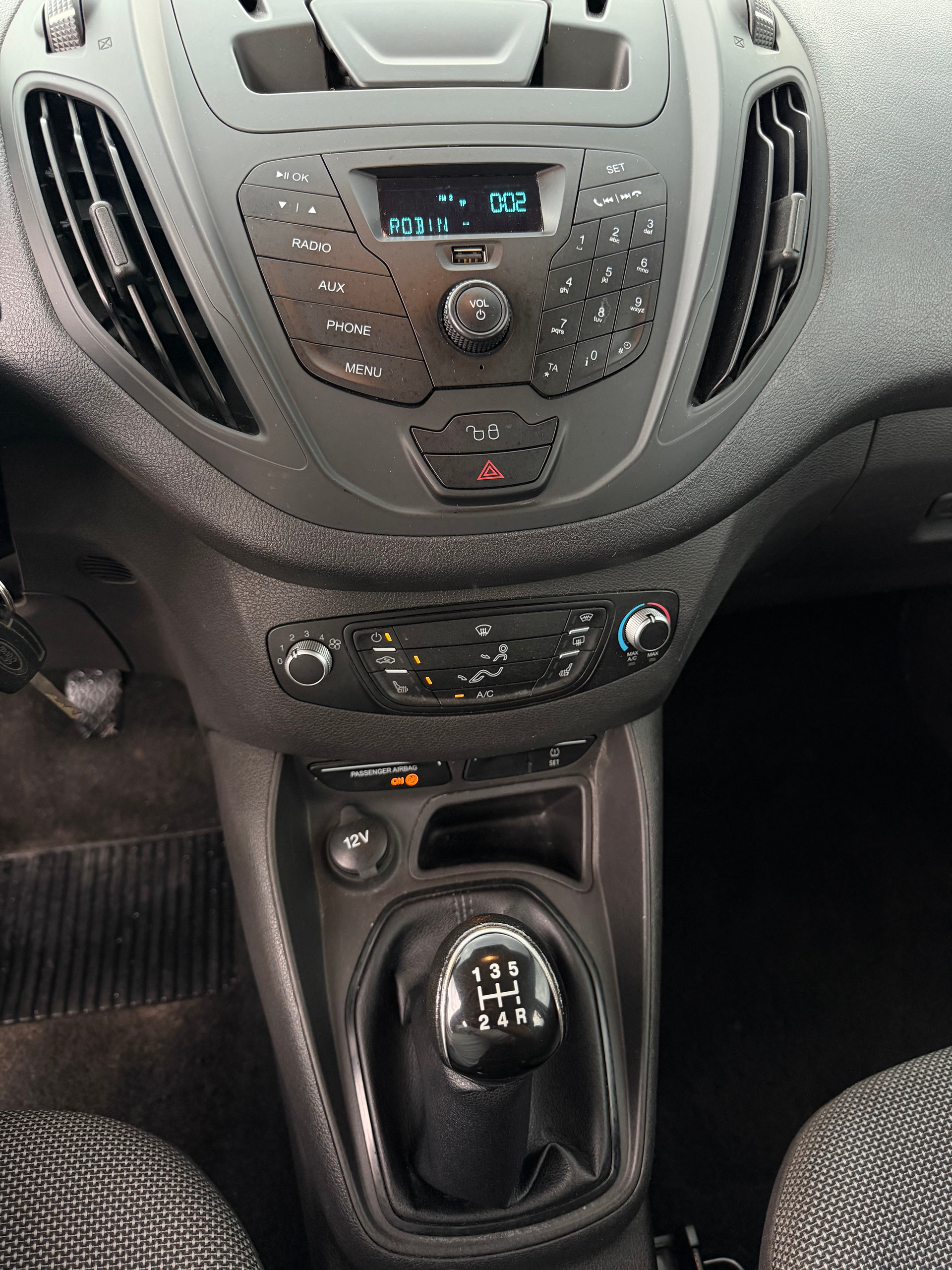 FORD Transit Courier Combi 1.5 TDCi Ambiente-image-13