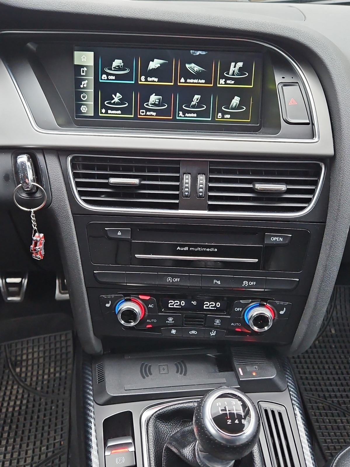 AUDI A4 Avant 2.0 TDI quattro-image-12