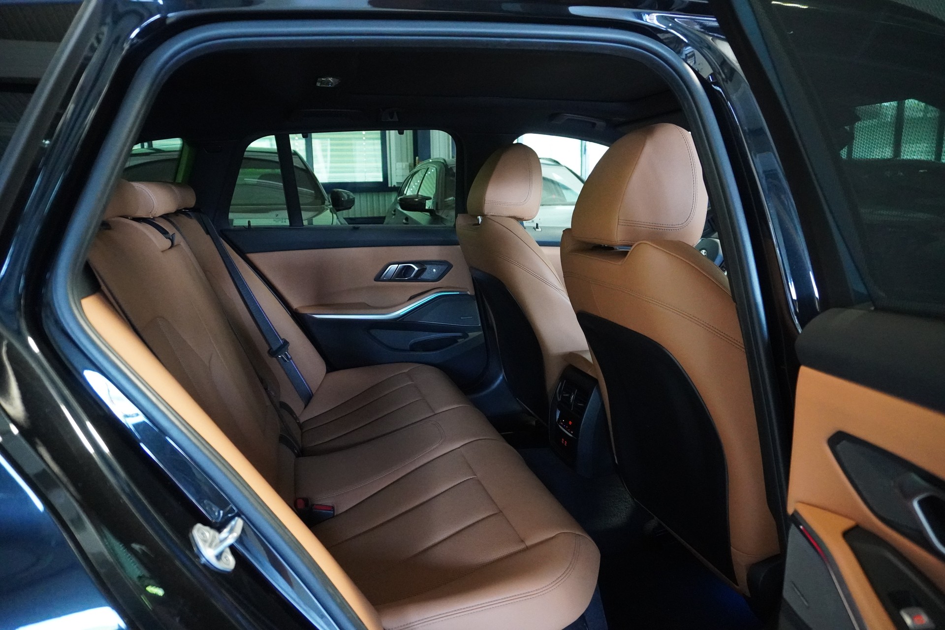 BMW M340d xDrive 48V Steptronic M Sport Pro-image-15