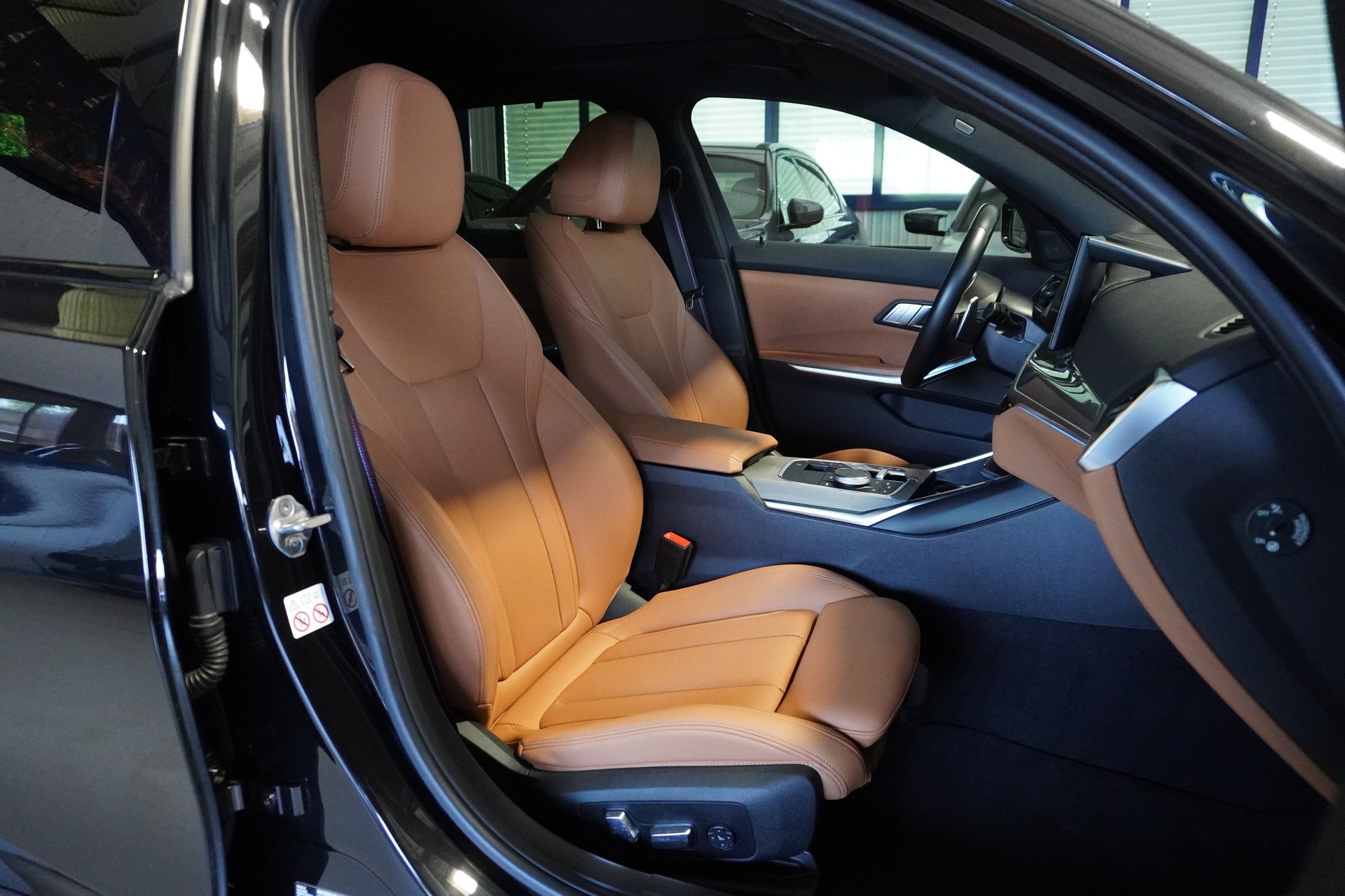 BMW M340d xDrive 48V Steptronic M Sport Pro-image-8