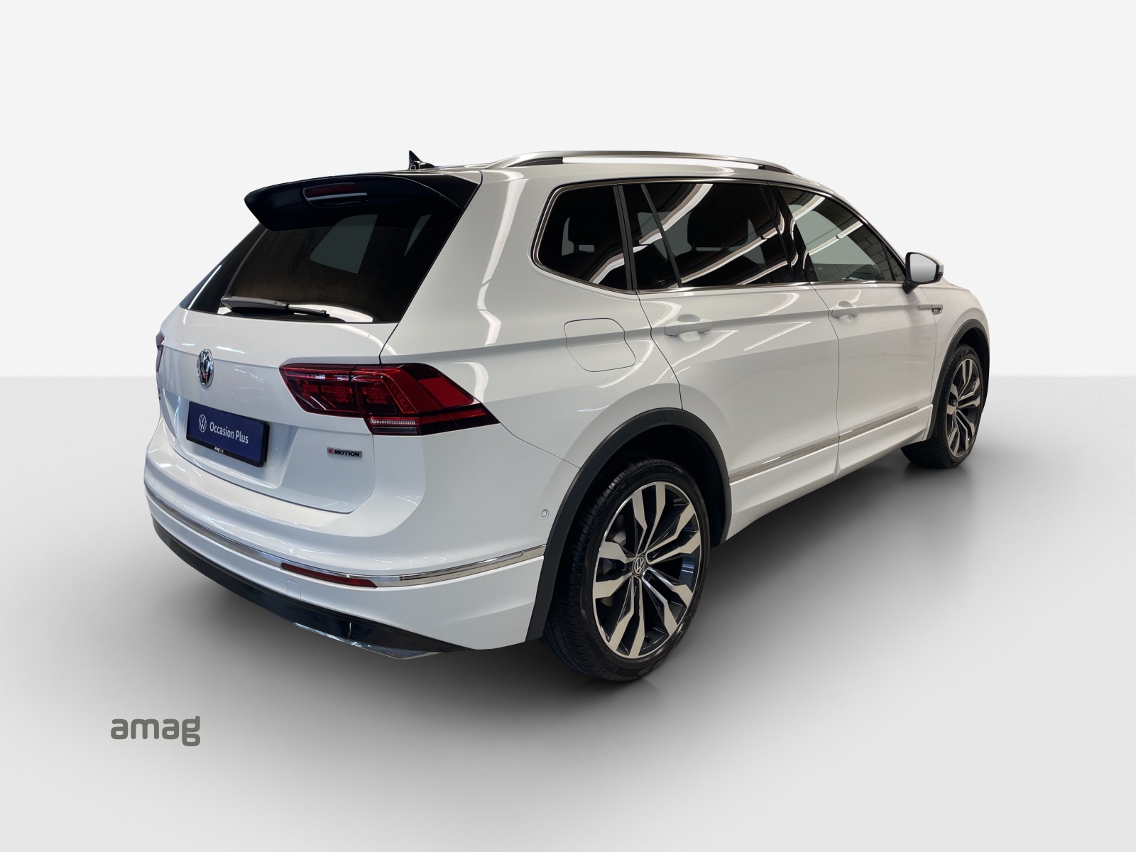 VW Tiguan Allspace 2.0TSI Highline 4Motion DSG-image-4