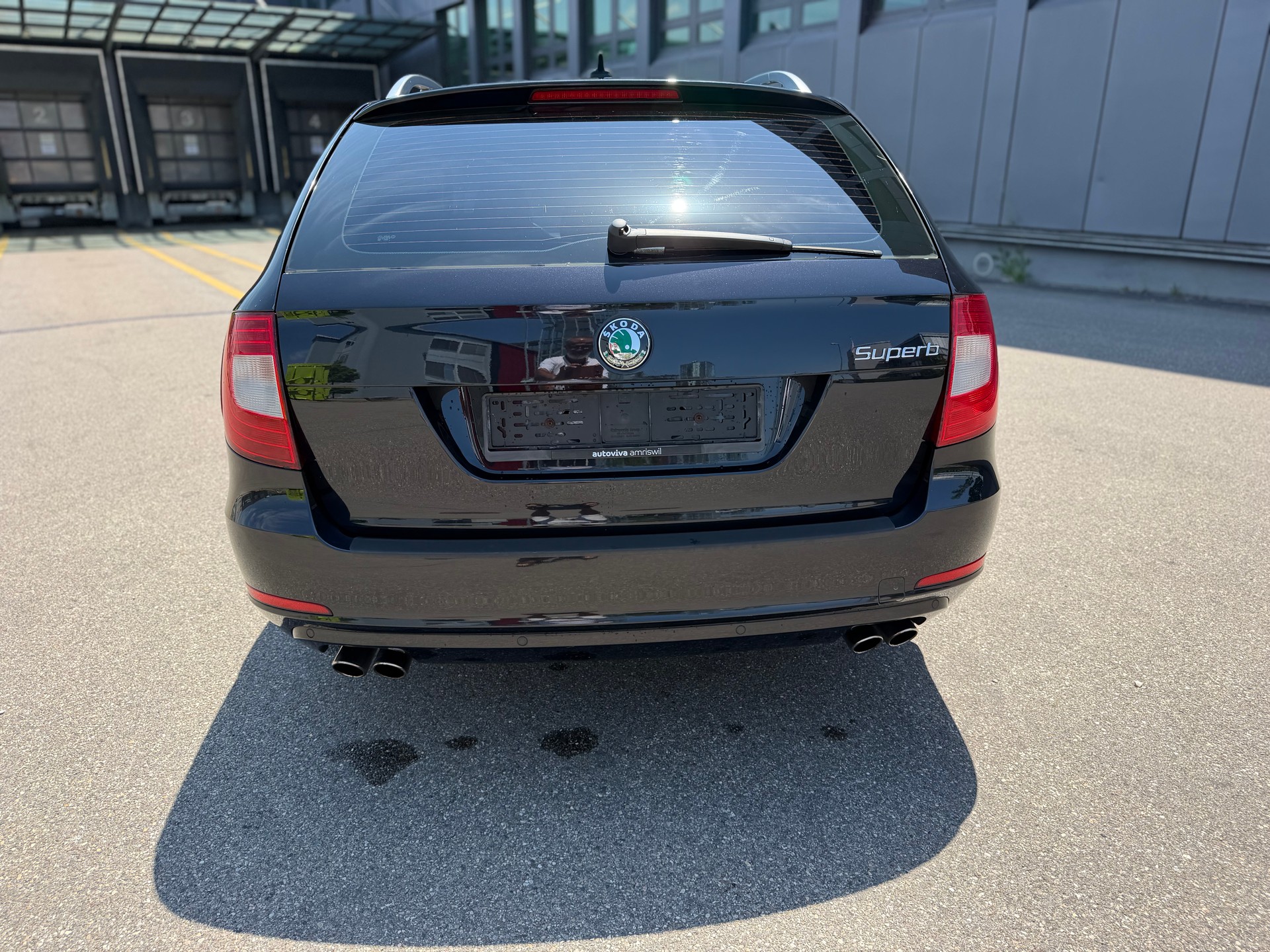 SKODA Superb Combi 3.6 FSI Elegance 4x4 DSG-image-5