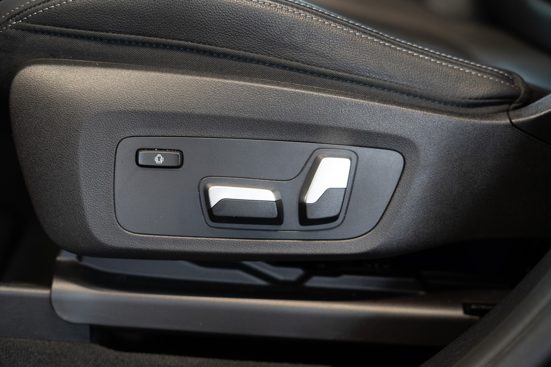 BMW X3 M40i / LCI / 360°Kamera / el.Sitze-image-11