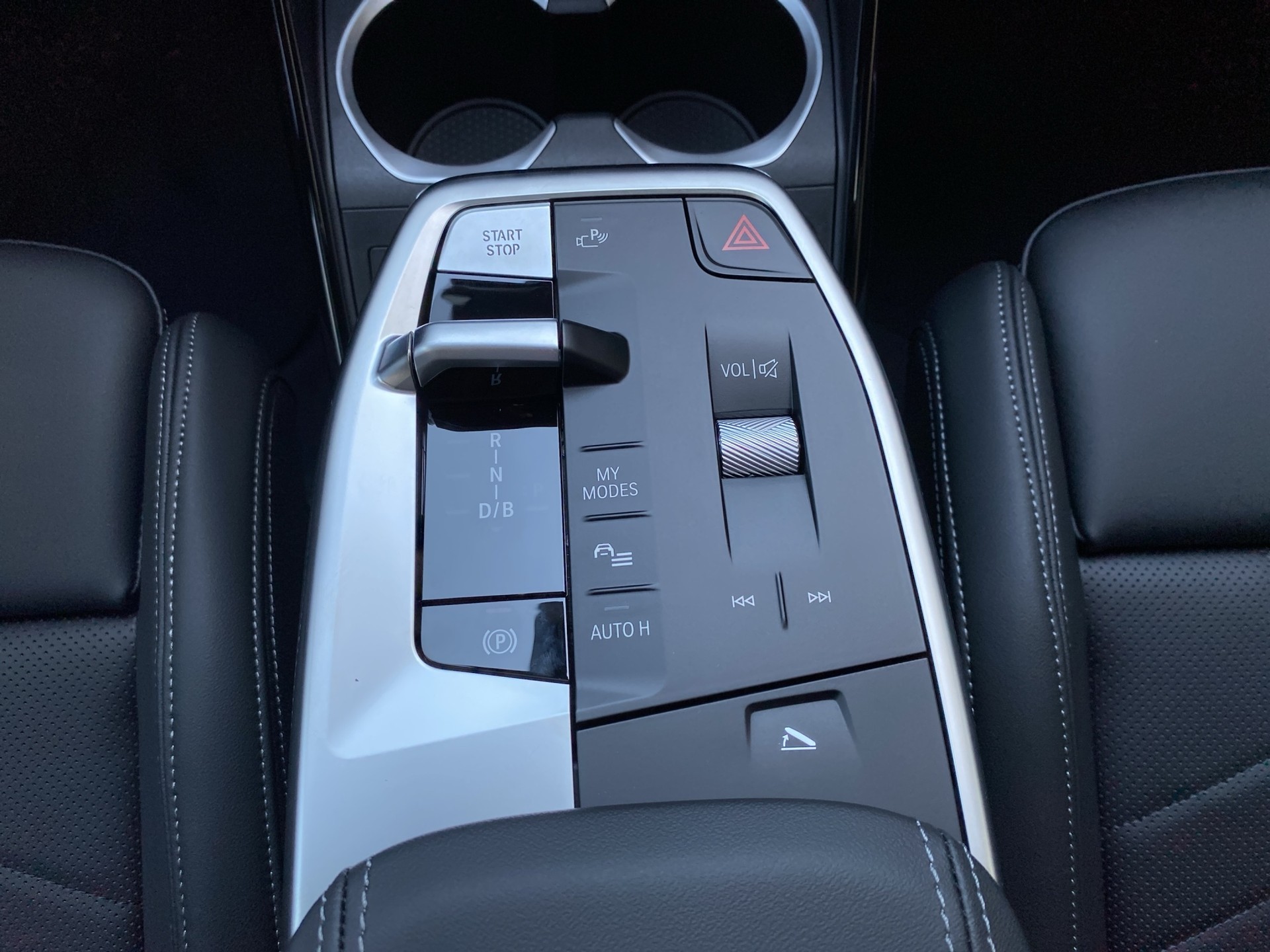 BMW iX1 xDrive 30 M Sport Pro-image-15