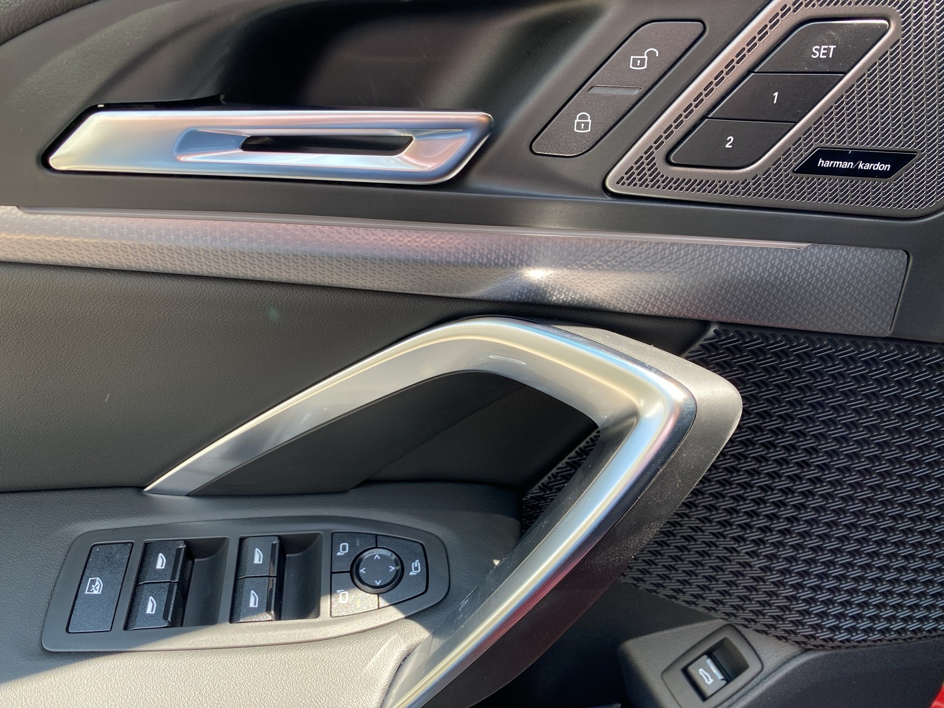 BMW iX1 xDrive 30 M Sport Pro-image-10