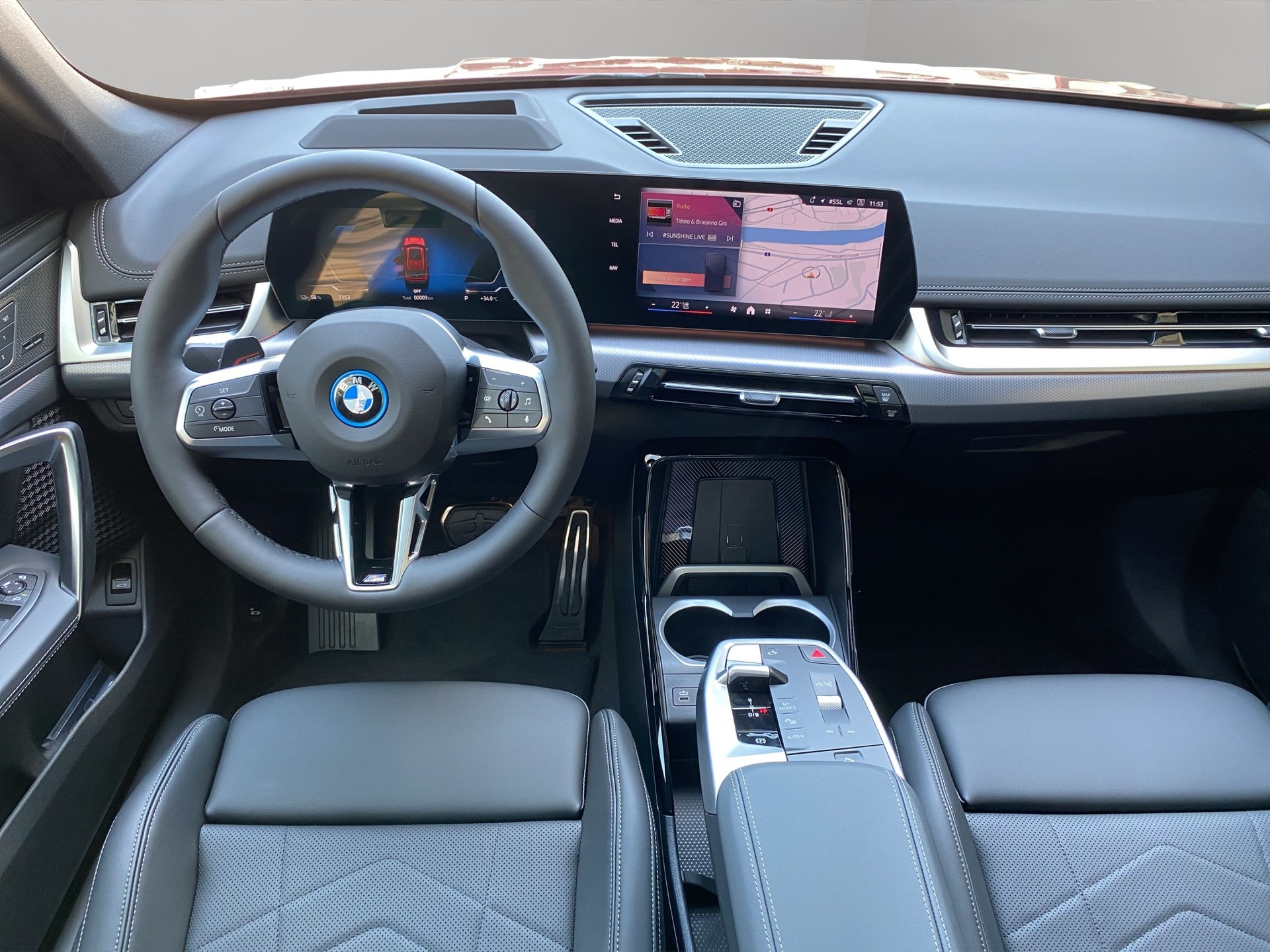 BMW iX1 xDrive 30 M Sport Pro-image-14