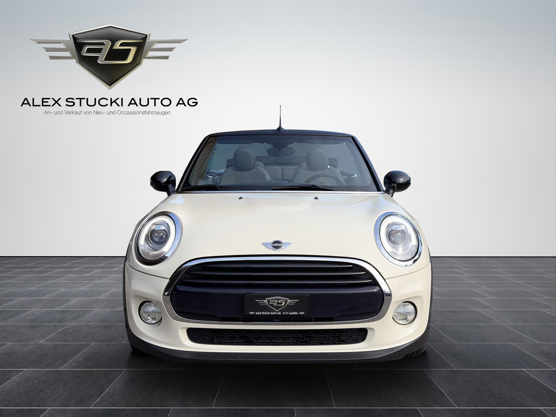 MINI Cooper Cabriolet Steptronic-image-1