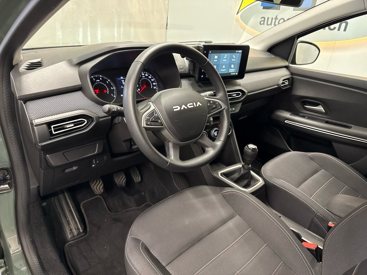 DACIA Jogger TCe 110 Extreme-image-2