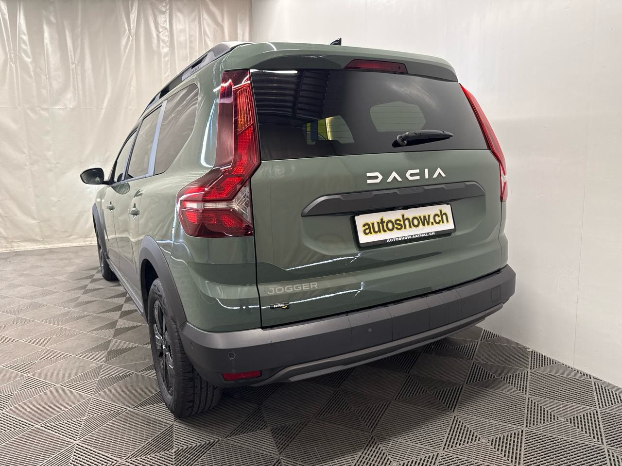 DACIA Jogger TCe 110 Extreme-image-13