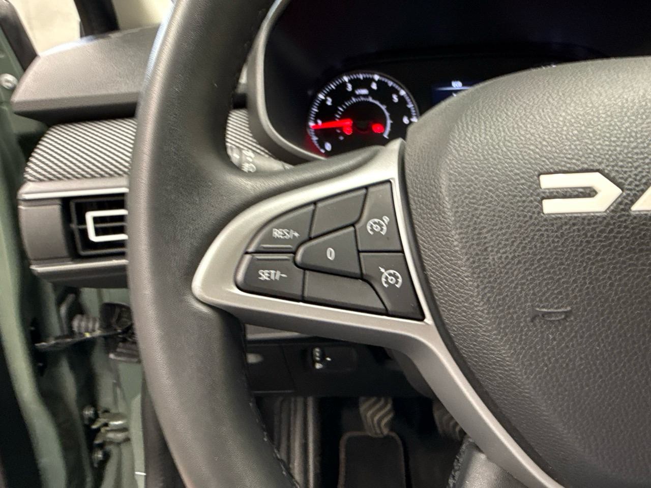 DACIA Jogger TCe 110 Extreme-image-6