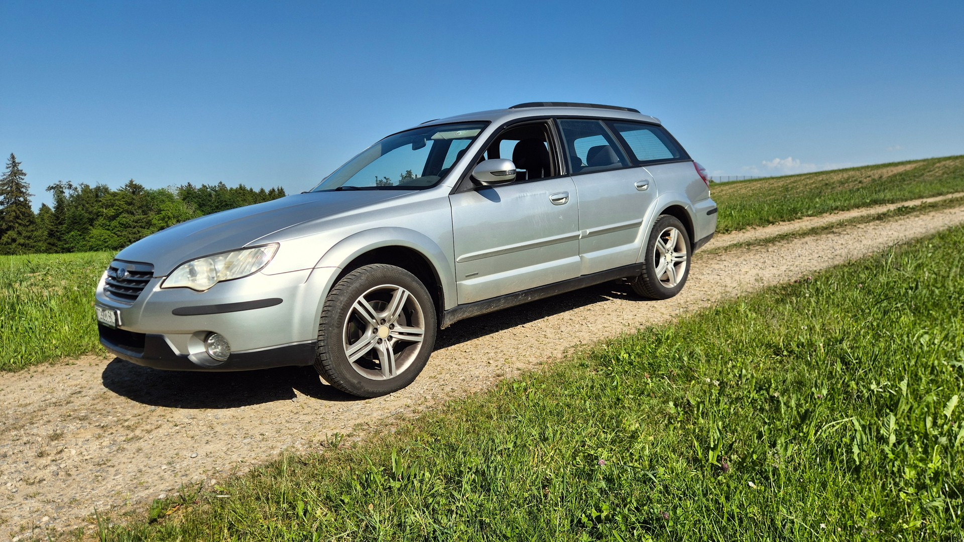 SUBARU Outback 2.5i AWD Comfort De Luxe Automatic-image-0